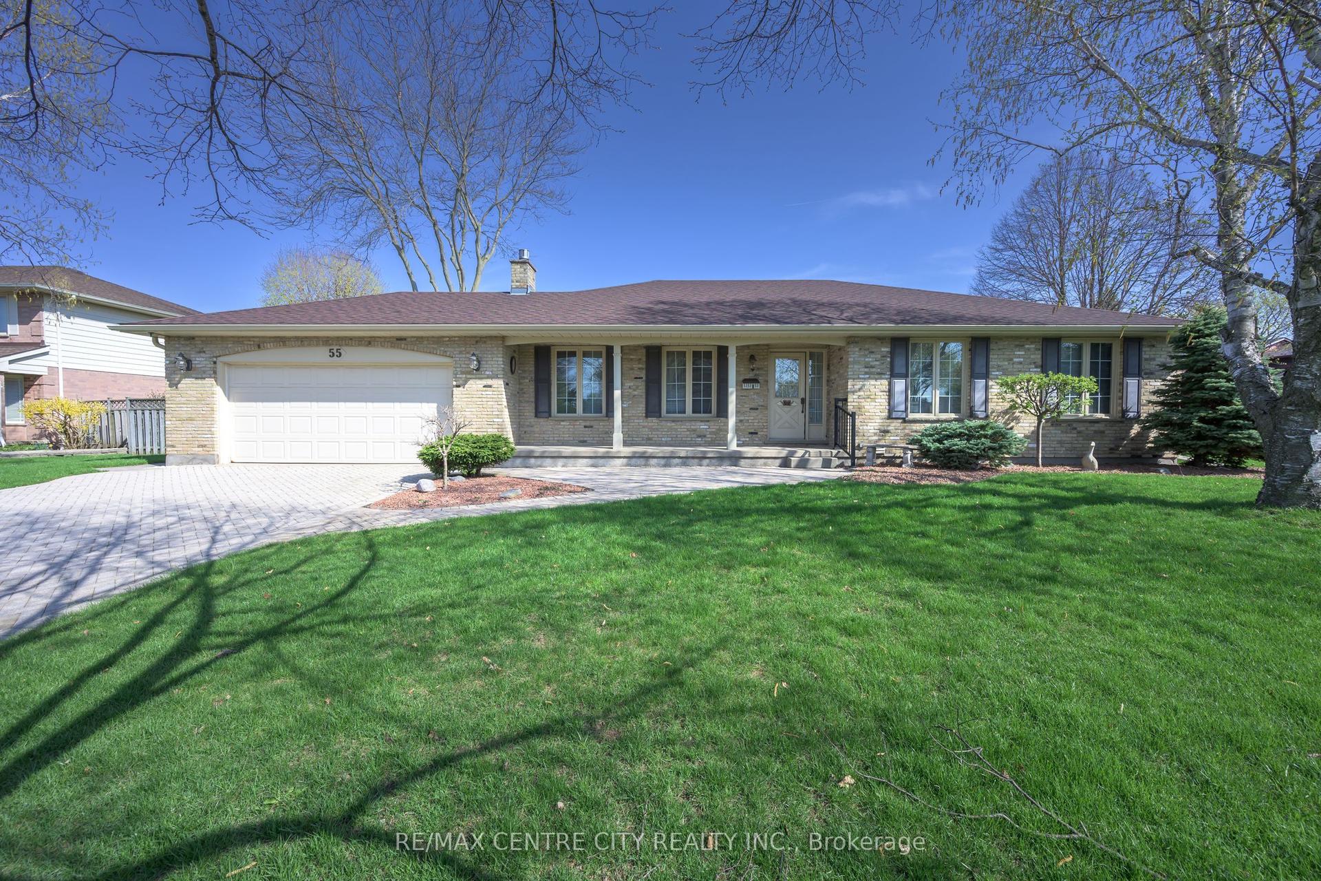 55 Pine Valley Drive — photo 1