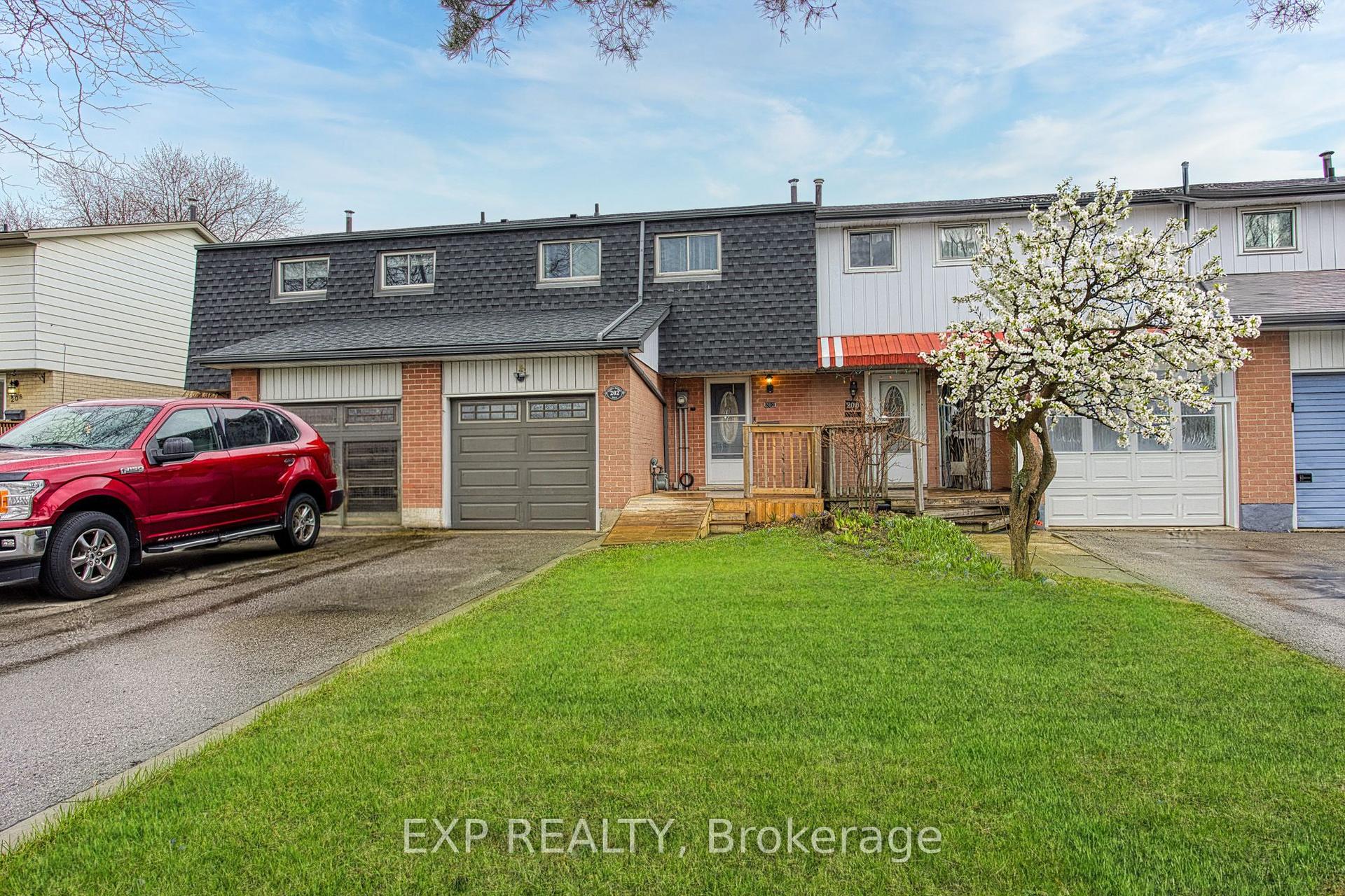 202 Golden Orchard Drive — photo 1