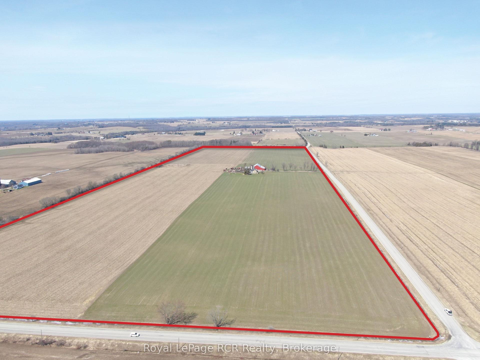 875 Sideroad 20 Road N — photo 1