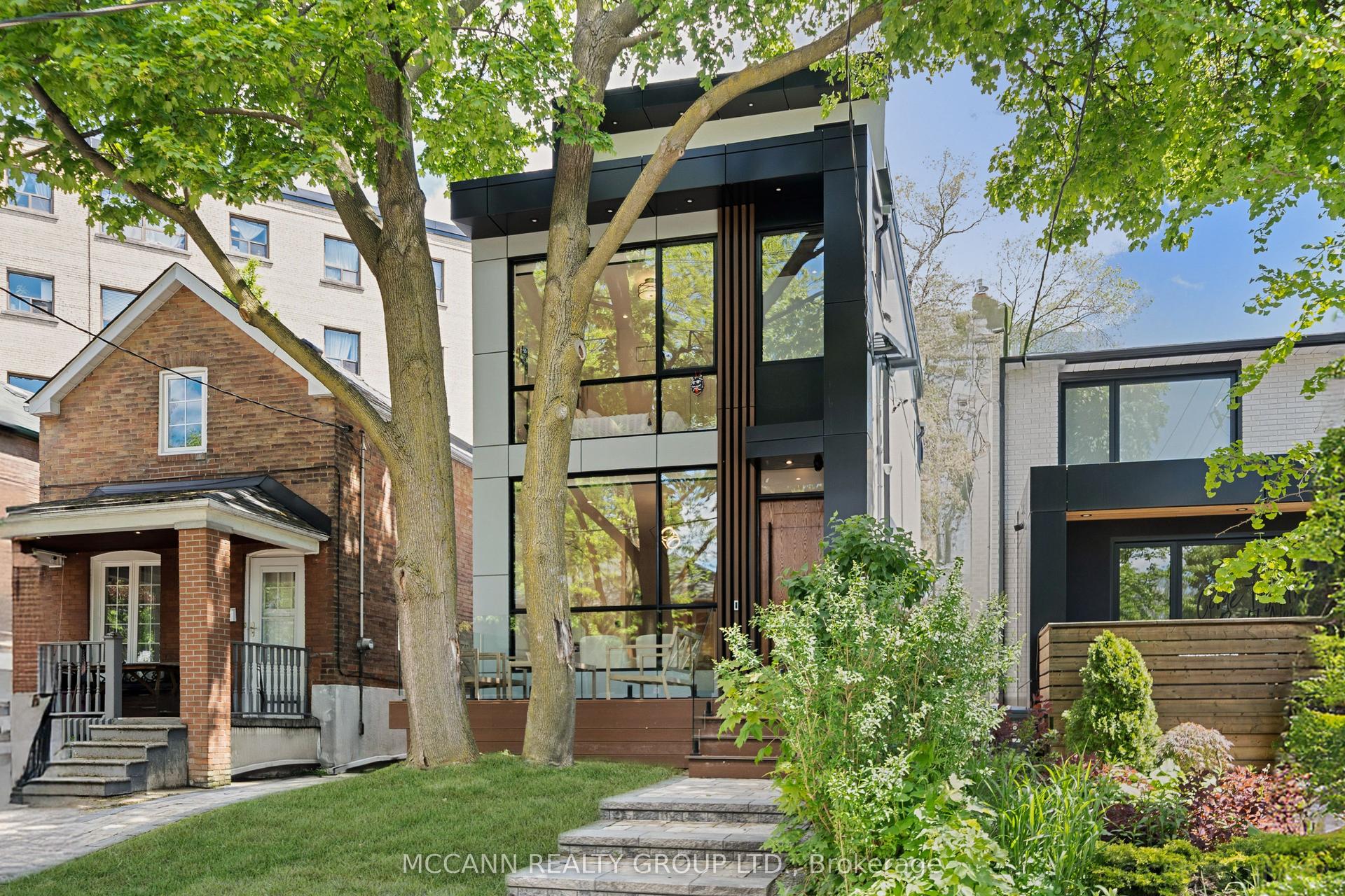 311 Wychwood Avenue — photo 1