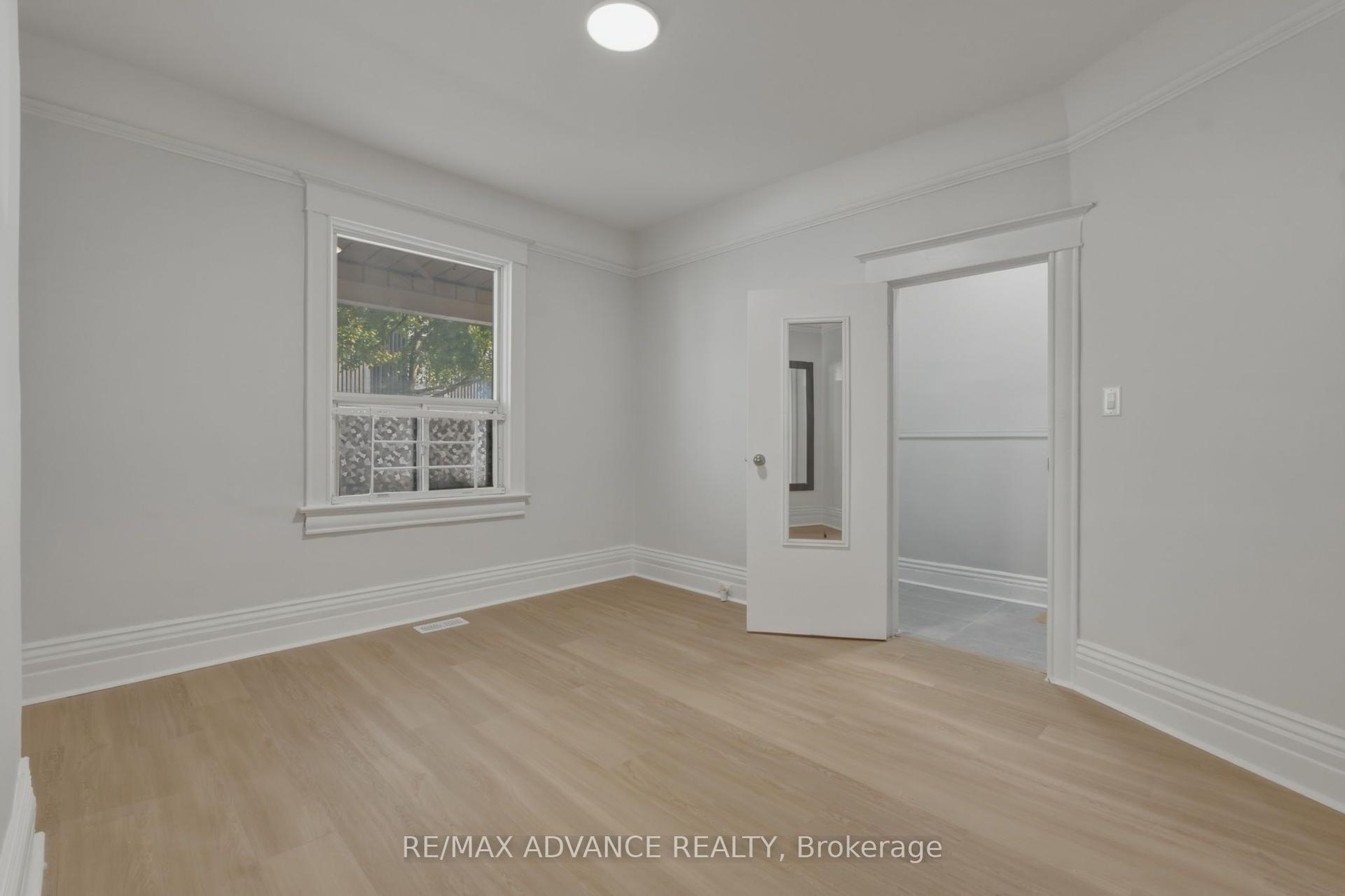 82A Augusta Avenue, Toronto — Semi-Detached for sale, photo 1