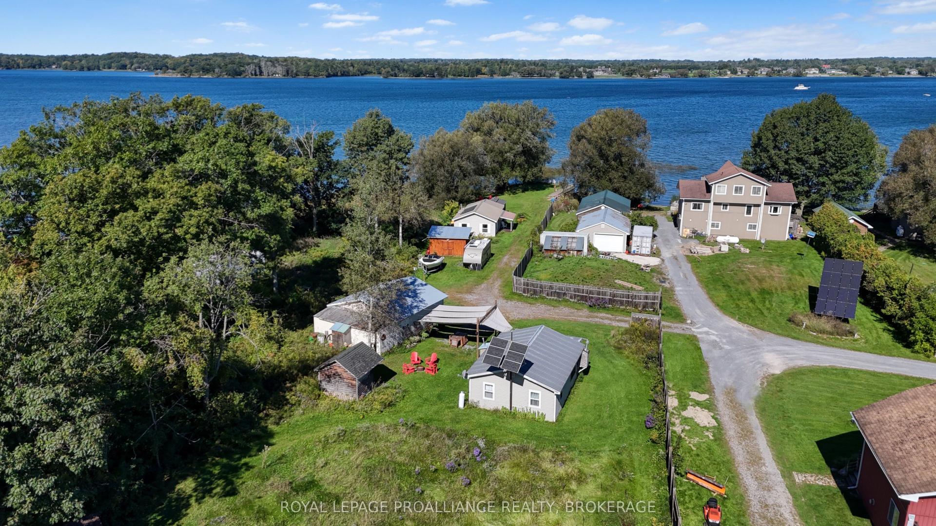 356 Driscoll Road A & C #A & C, Frontenac Islands — Detached for sale, photo 1