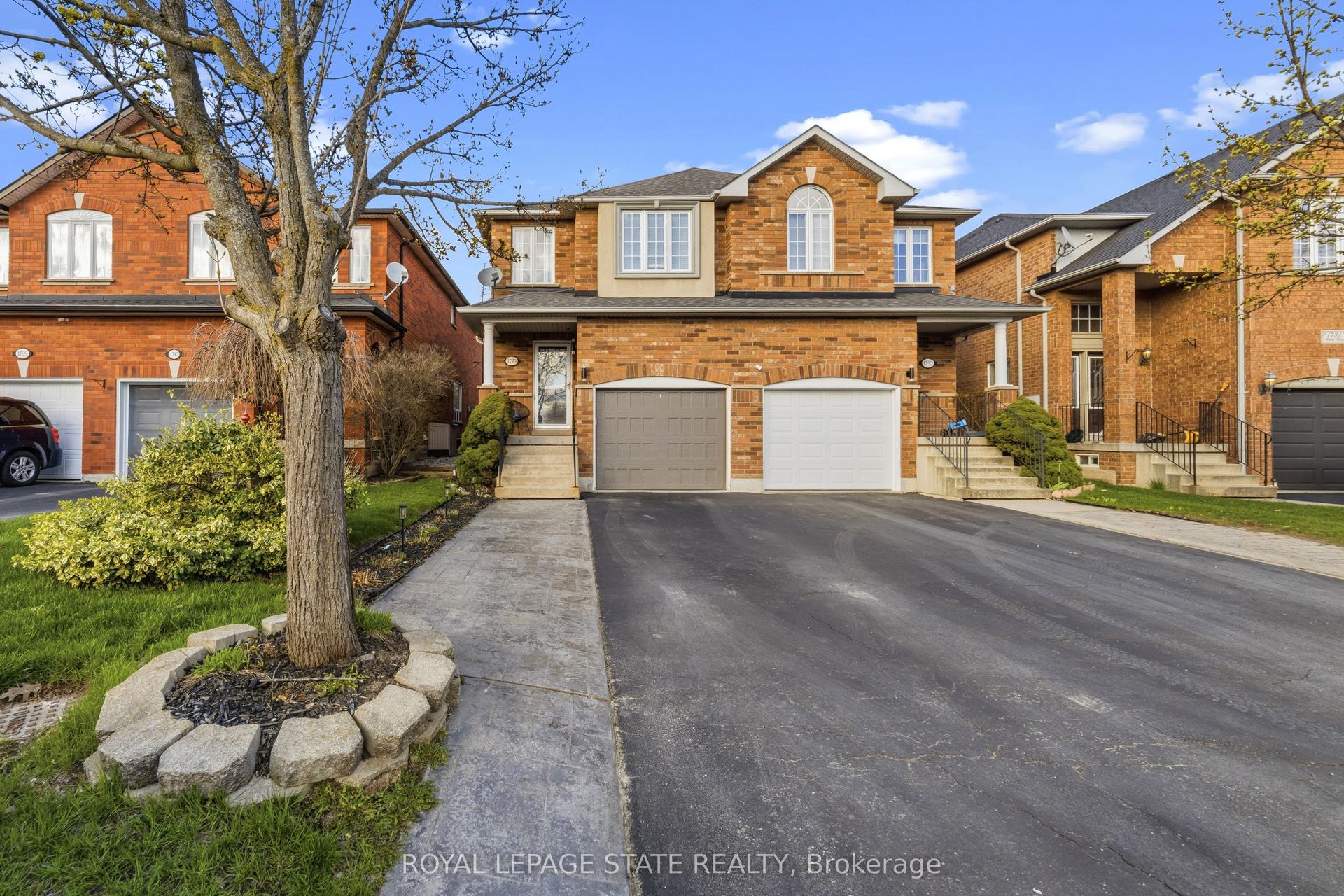 1795 Creek Way, Burlington — Semi-Detached for sale, photo 1