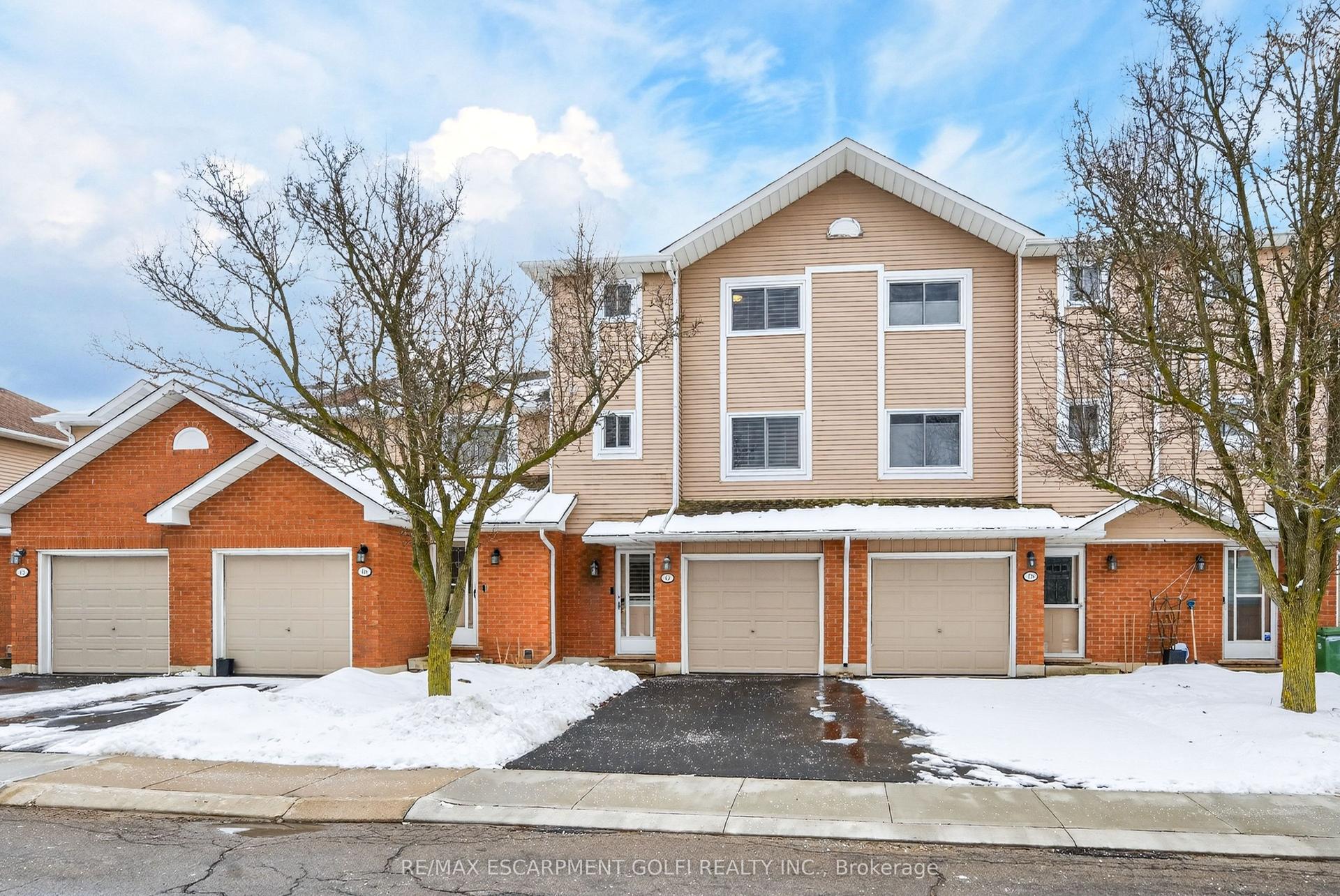 386 Highland Road W 47 #47 — photo 1