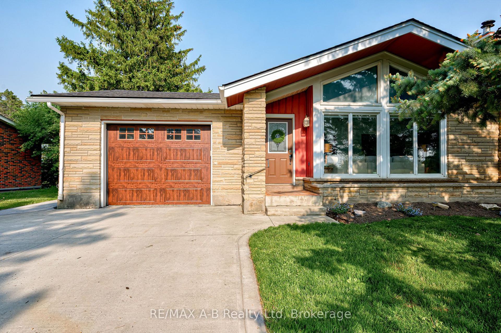 3981 111 Road — photo 1