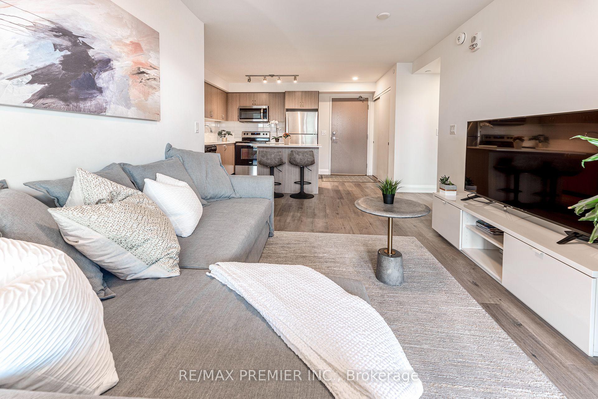 58 Lakeside Terrace 908 #908 — photo 1