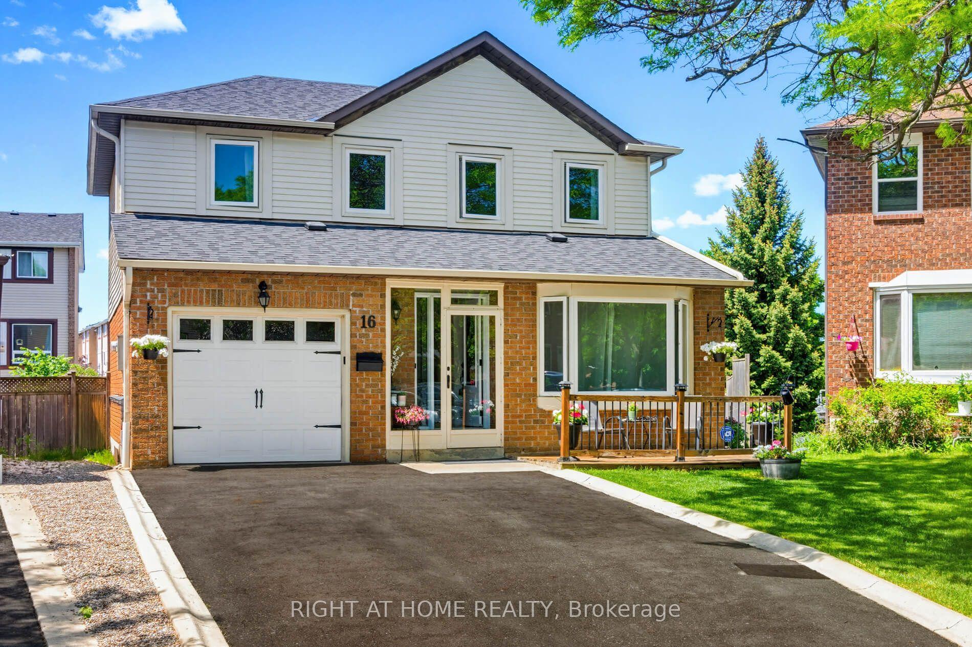 16 Marengo Court S — photo 1