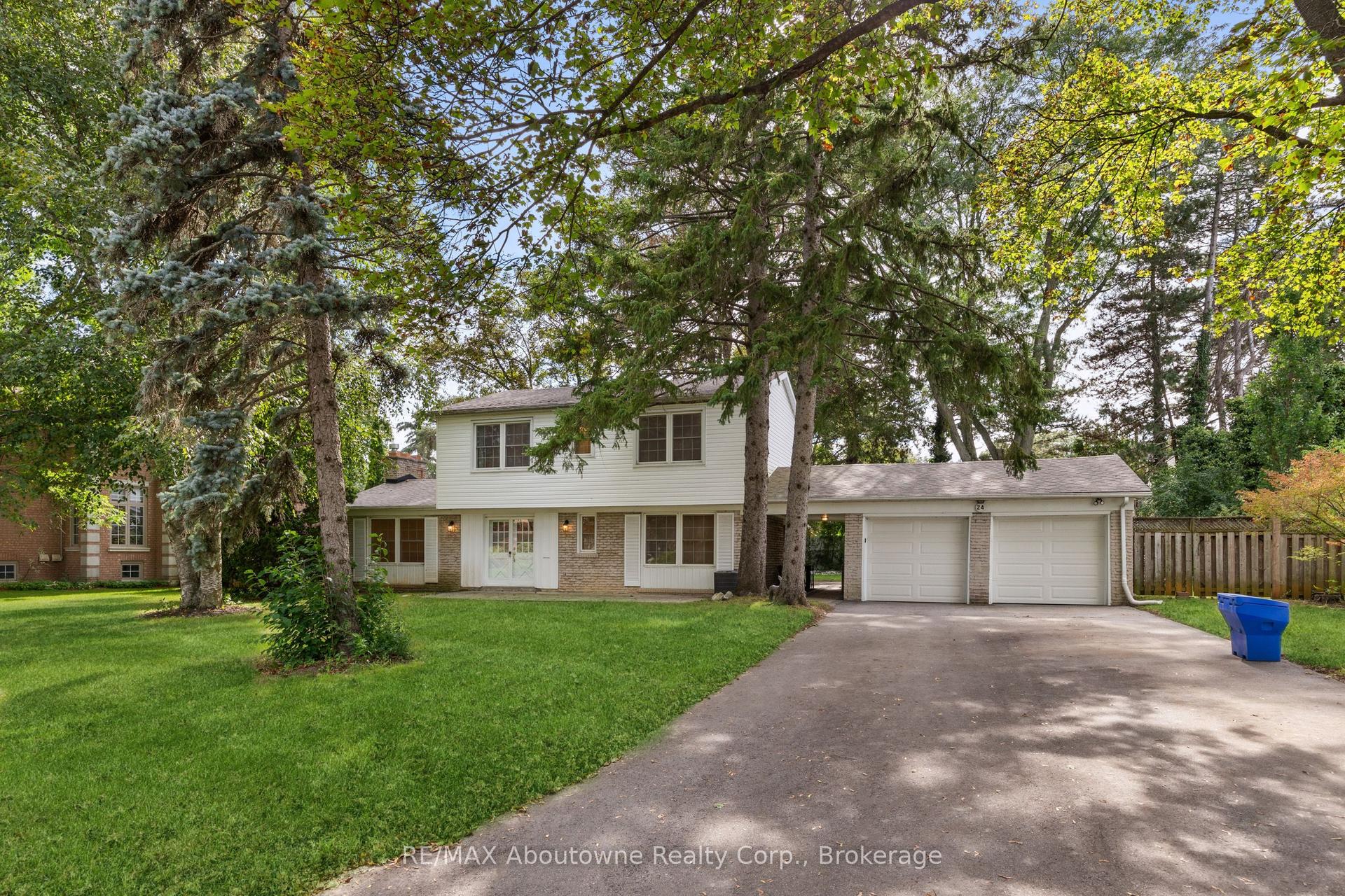 24 Valloncliffe Road, Markham — Detached for sale, photo 1