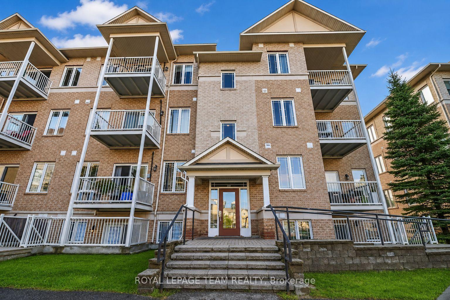 200 Paseo Private 6 #6, South of Baseline to Knoxdale — Condo for lease, photo 1
