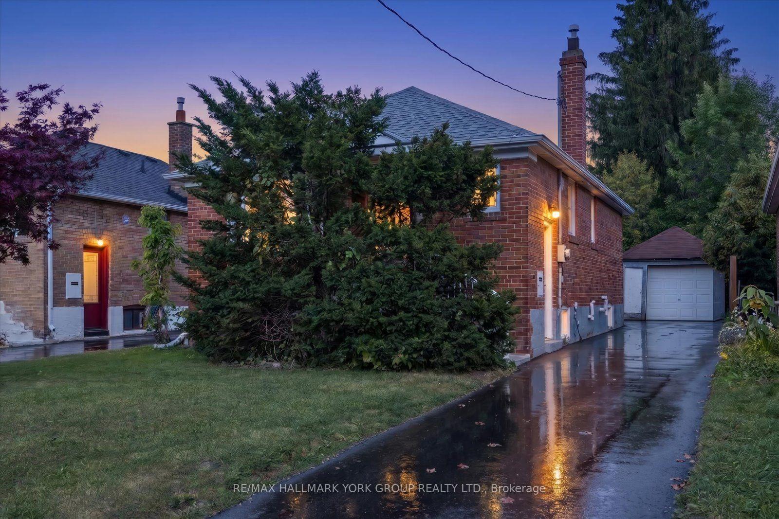 45 Seventeenth Street, Toronto — Detached for sale, photo 1