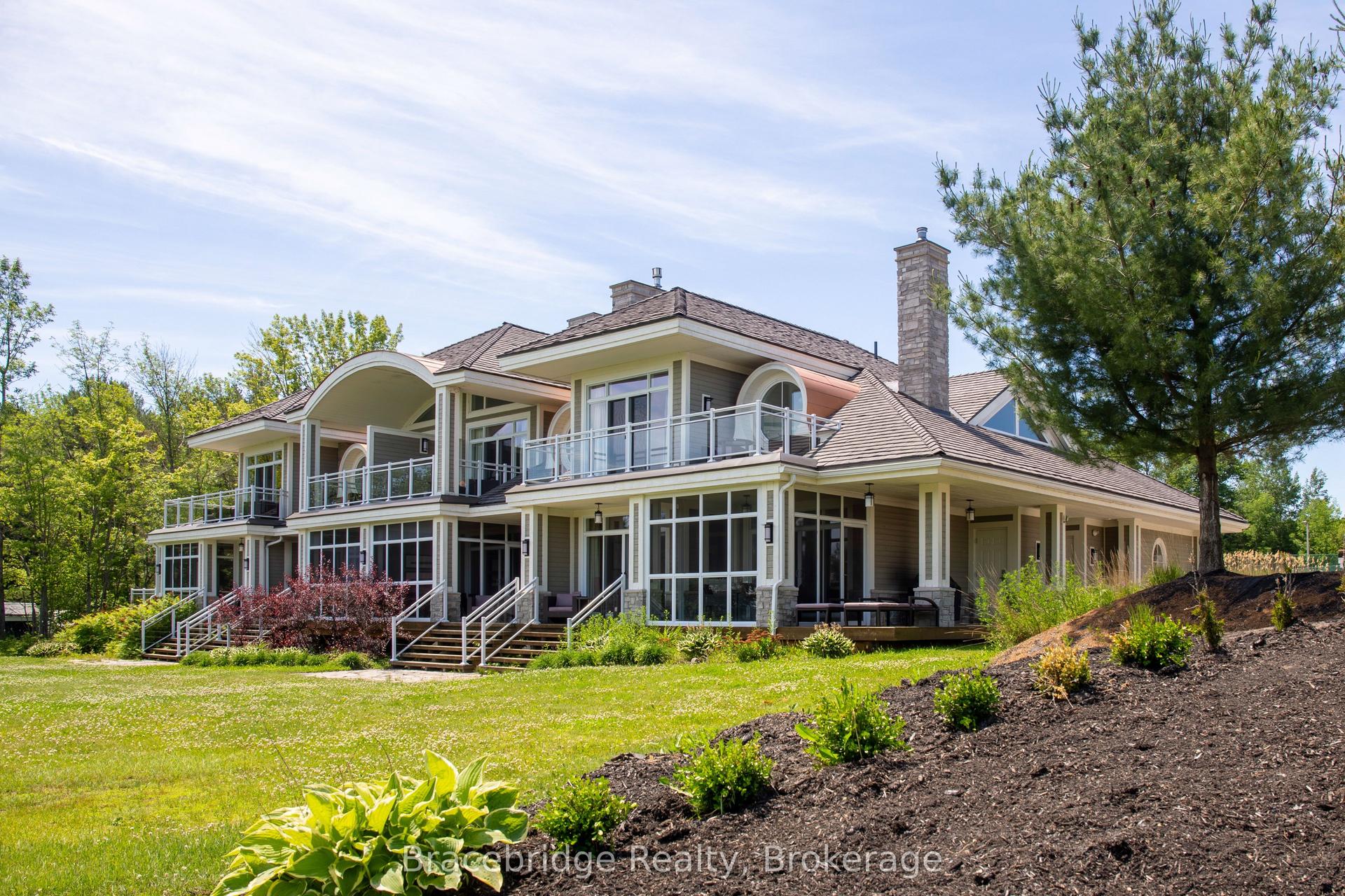 1869 Muskoka Road 118 Highway W G103-D1 #G103-D1, Muskoka Lakes — Condo for sale, photo 1
