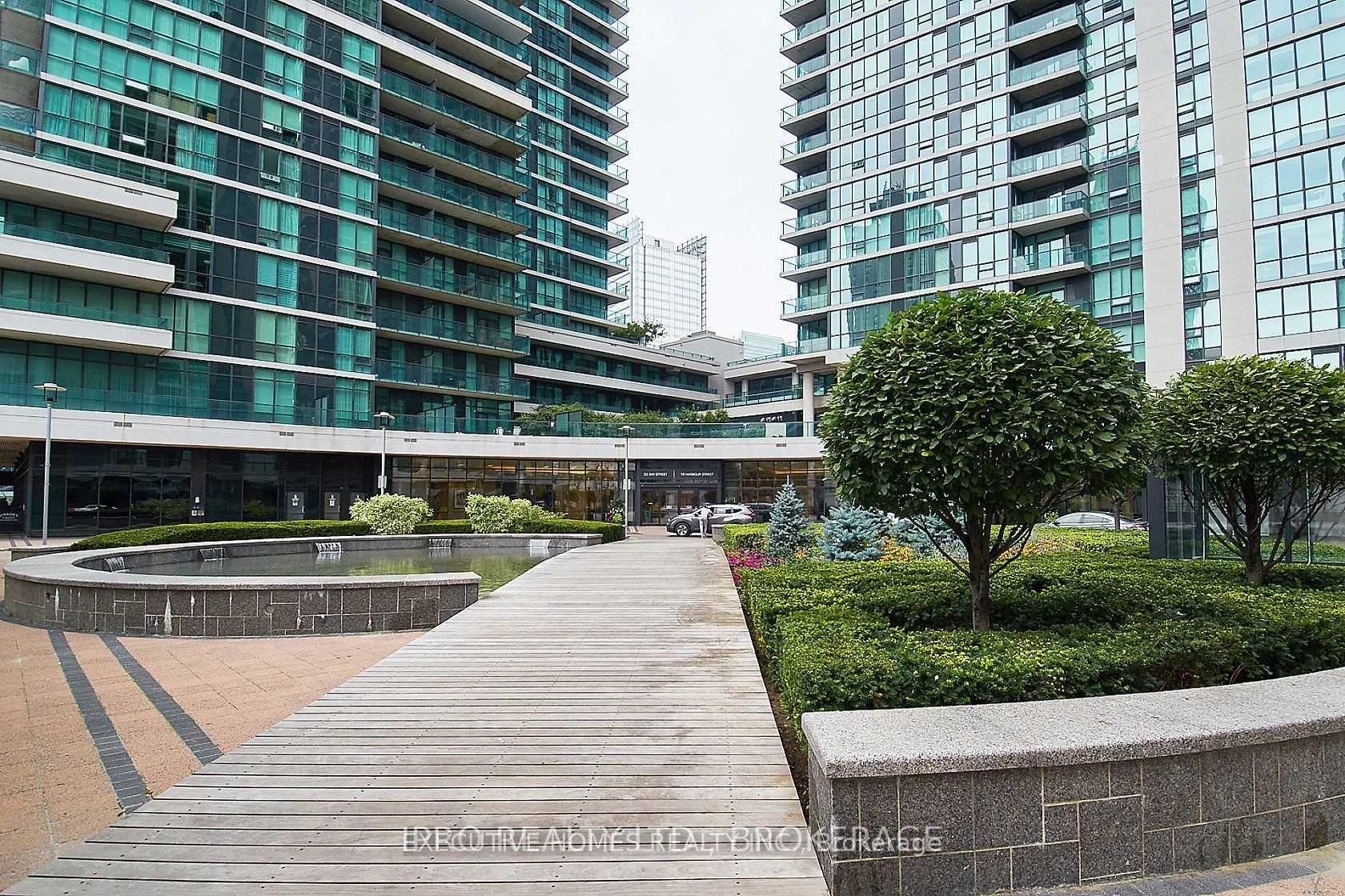 18 Harbour Street 405 #405, Toronto — Condo for lease, photo 1