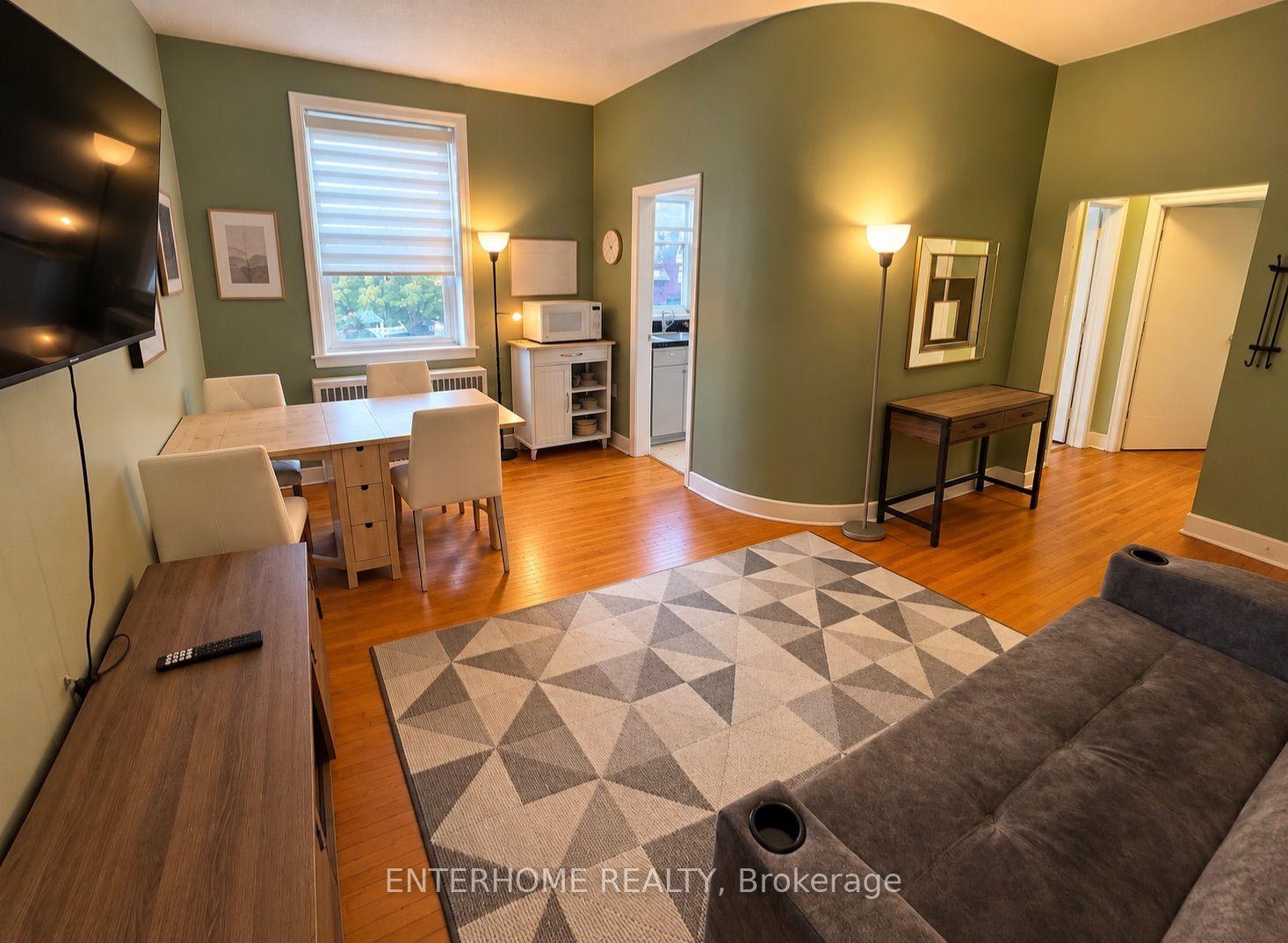 51 Queen Street East Street 5 #5, Brampton — Condo for lease, photo 1