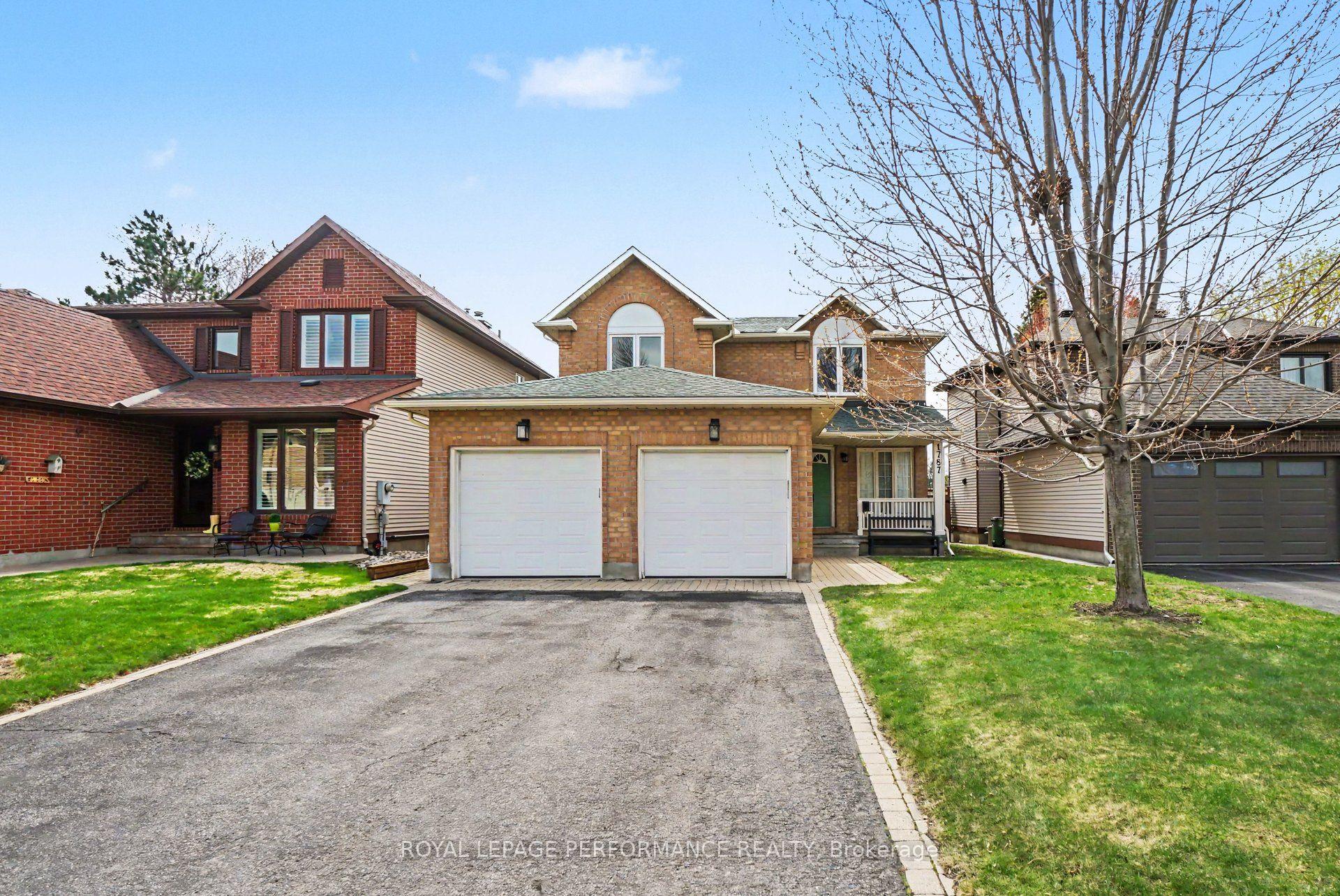 1787 Hunters Run Drive — photo 1