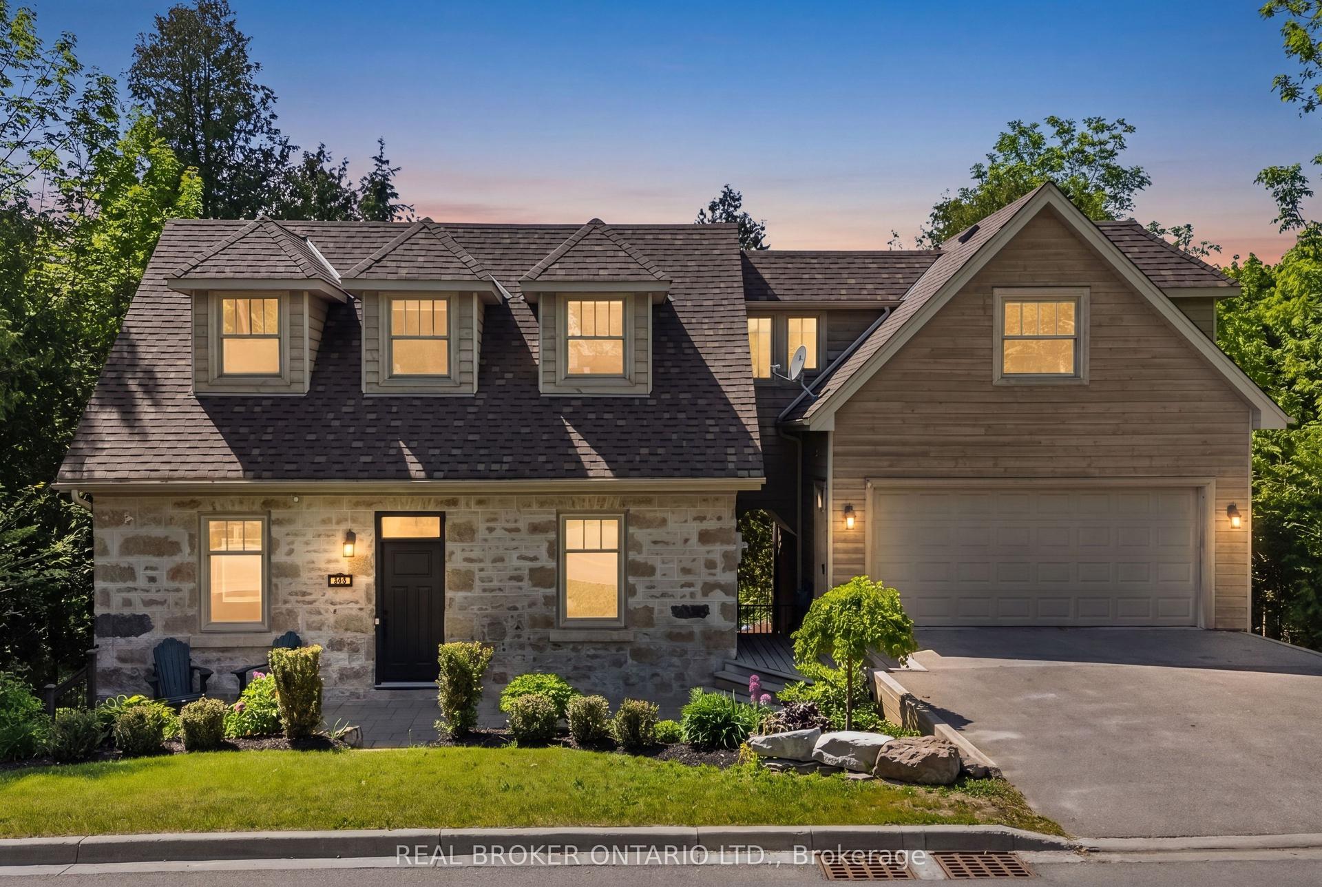 232 Harris Street — photo 1