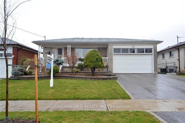 14 Laskay Crescent, Toronto — Detached for sale, photo 1