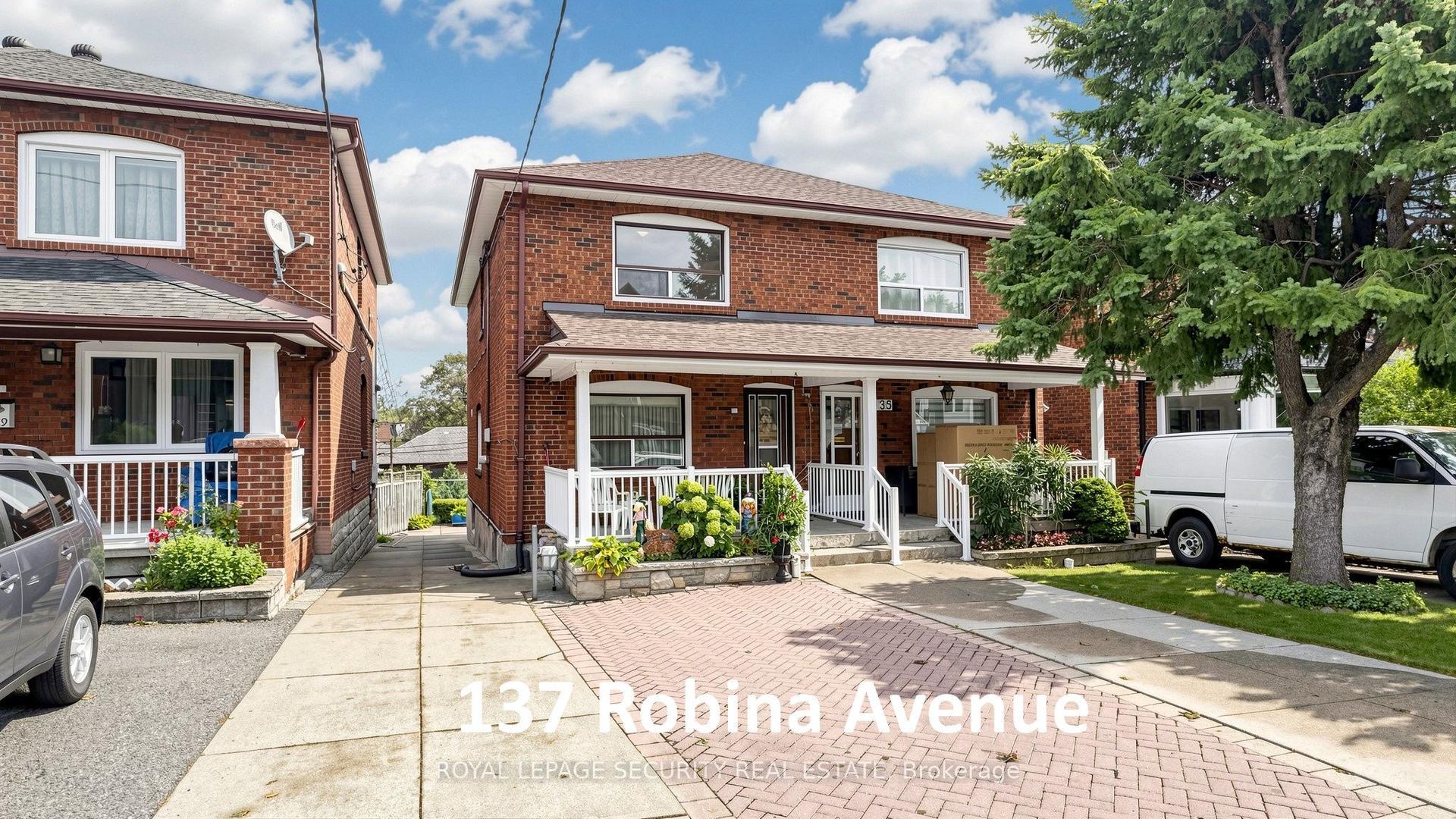 137 Robina Avenue, Toronto — Semi-Detached for sale, photo 1