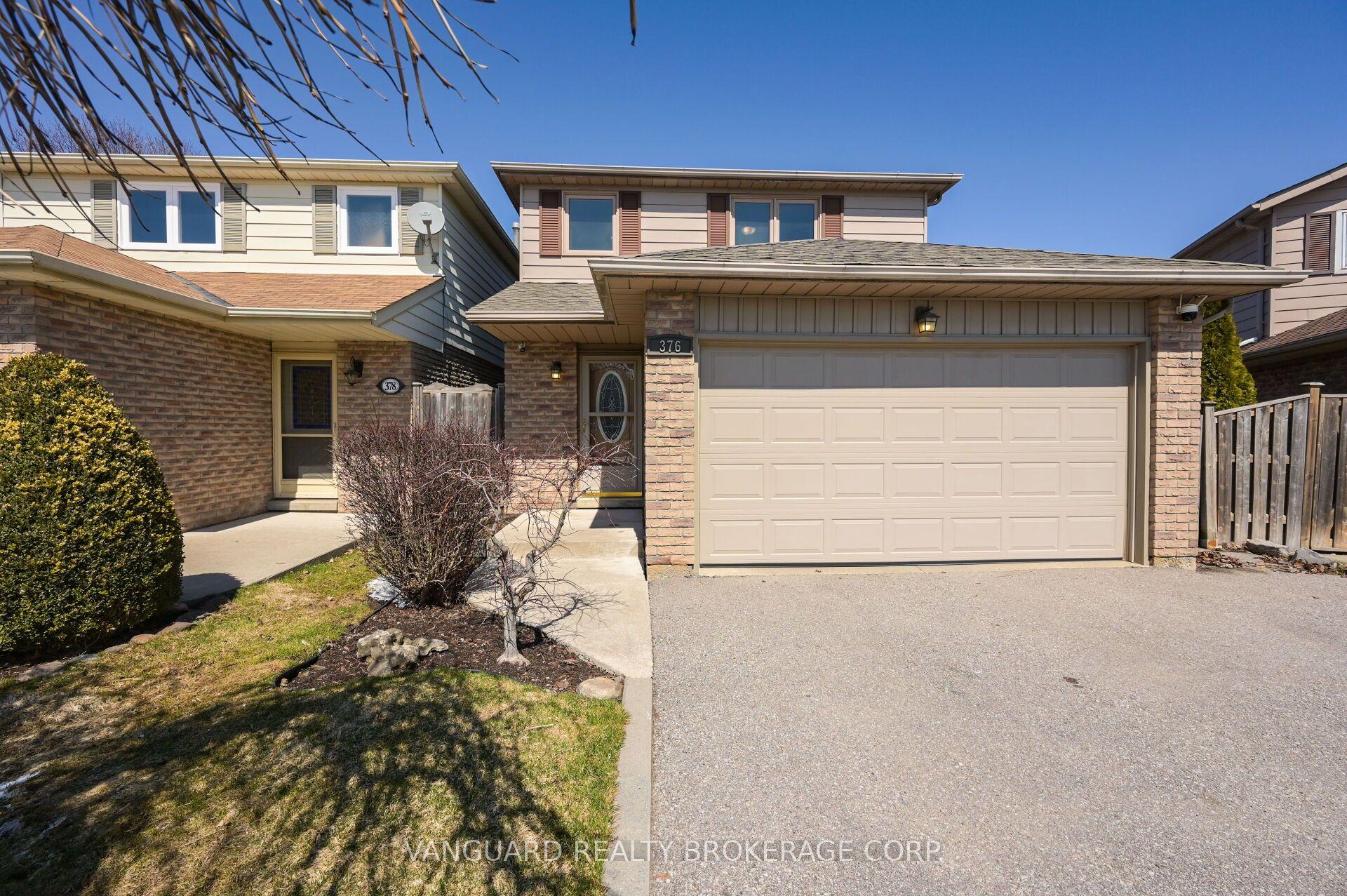 376 Britannia Avenue N — photo 1