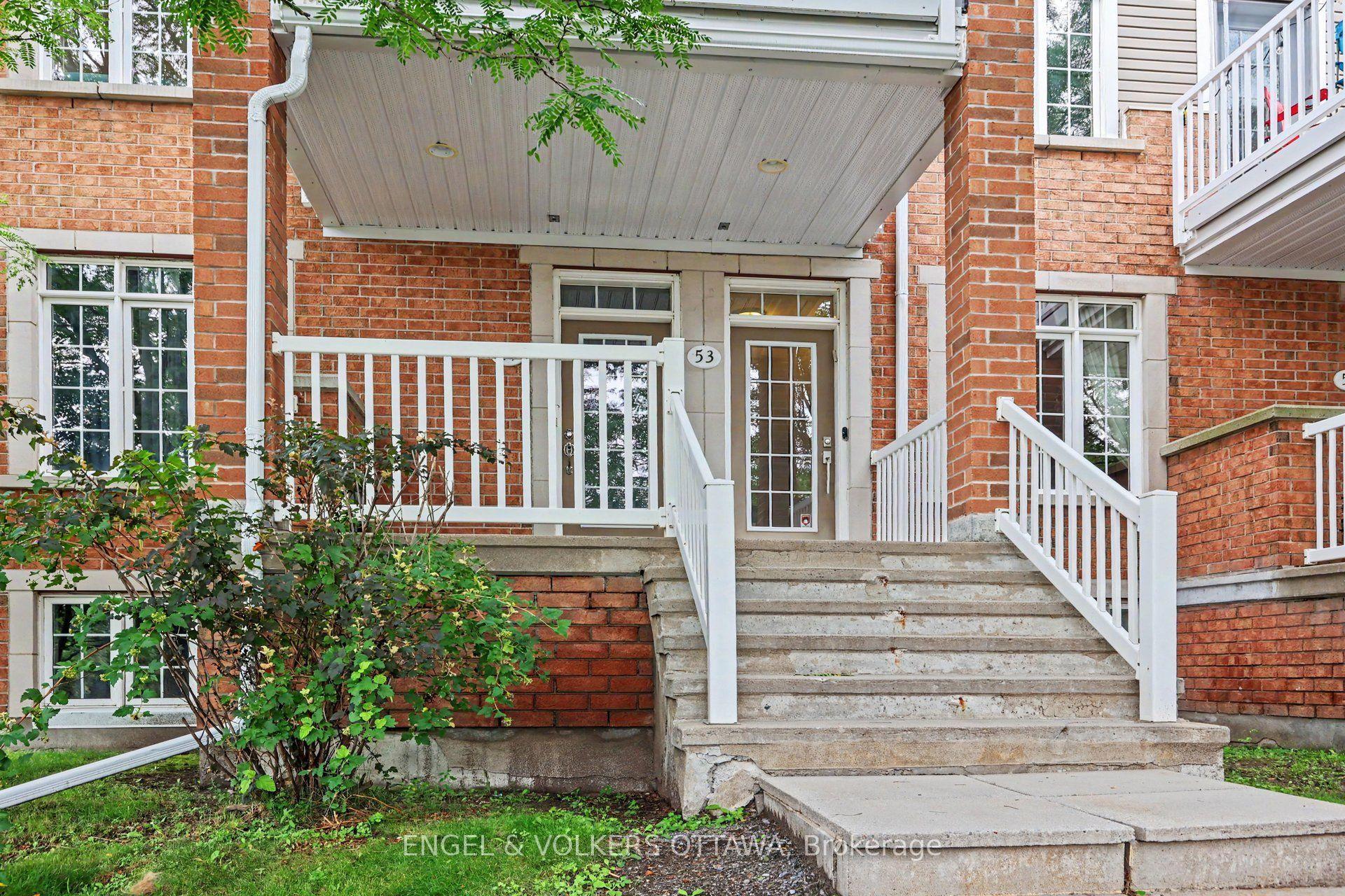 53 Hawkstone Gate, Kanata — Condo Town for sale, photo 1