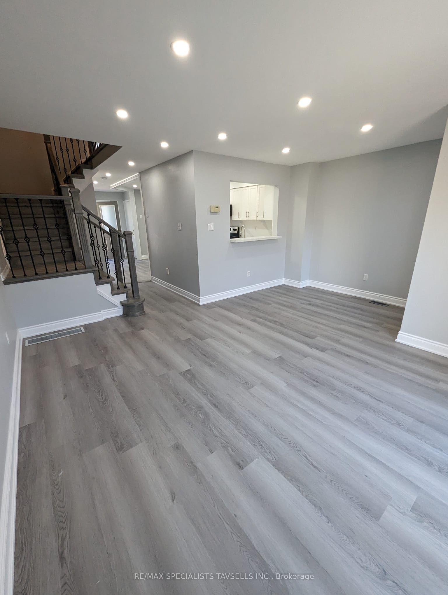 18 Gardenia Way, Caledon — Townhouse for lease, photo 1