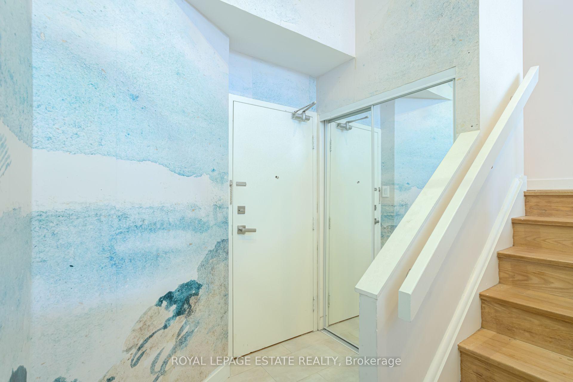 284 Mill Road A12 #A12, Toronto — Condo for sale, photo 1