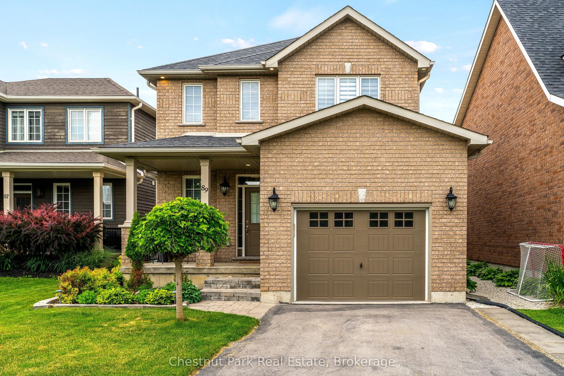 89 Garbutt Crescent, Collingwood — Detached for lease, photo 1