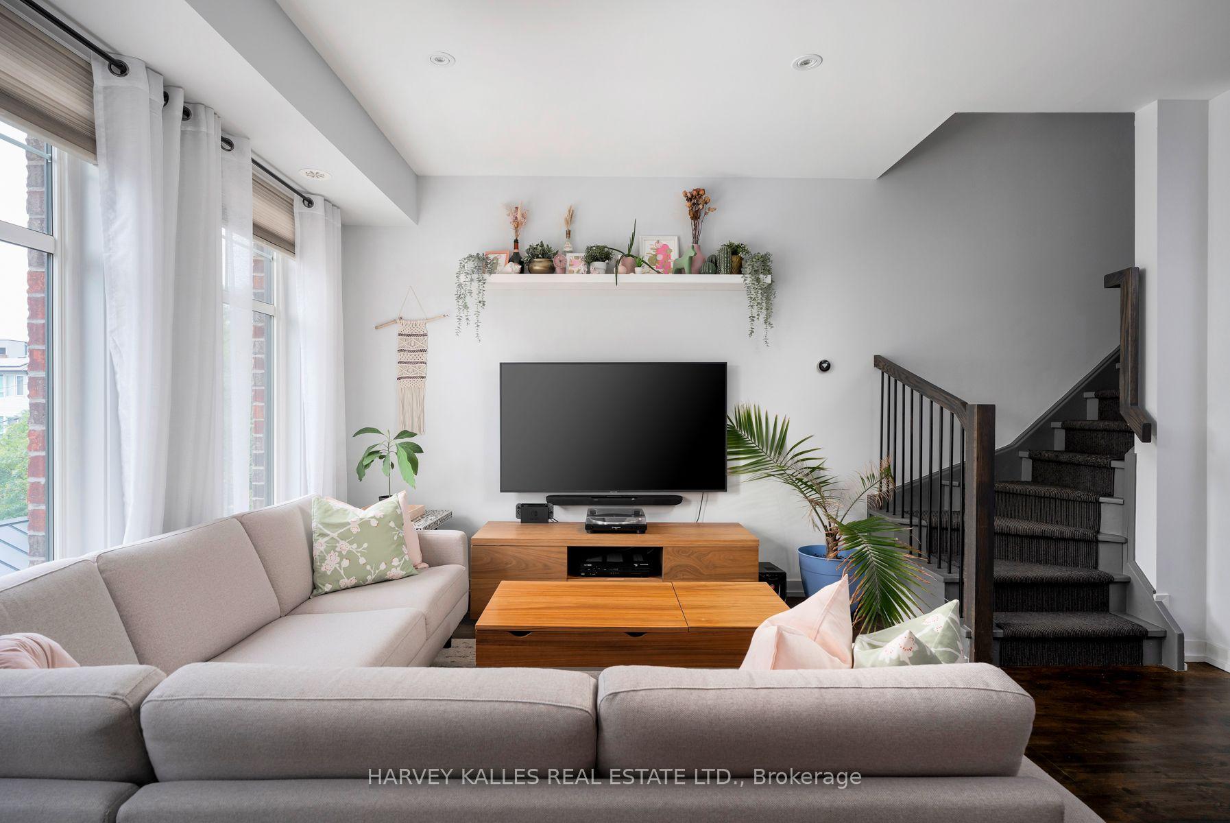 140 Broadview Avenue 45 #45 — photo 1