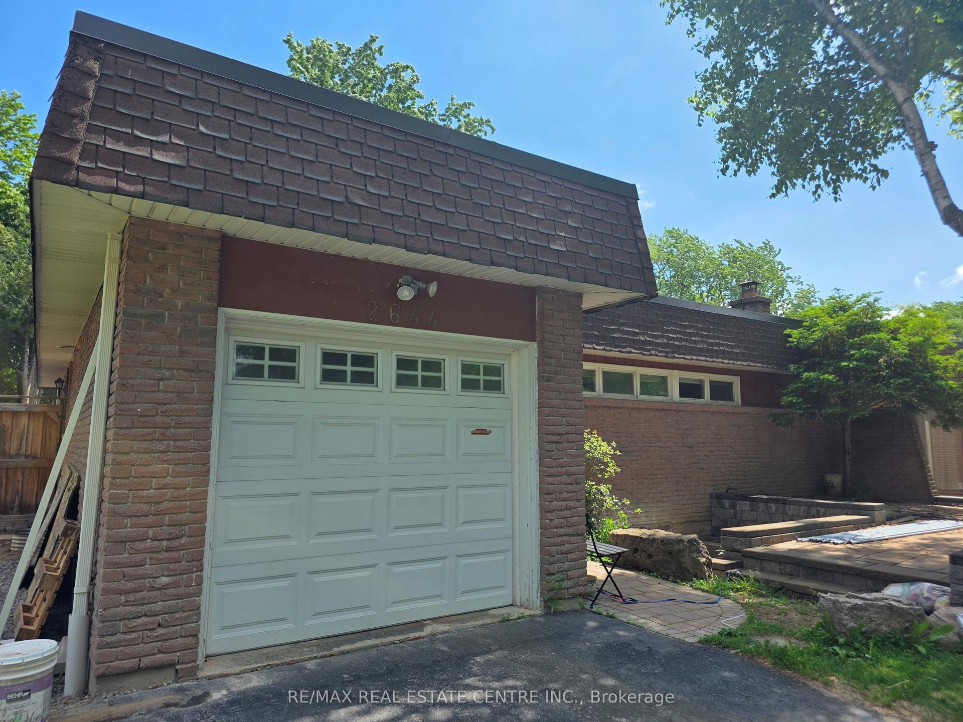 2644 Kinnerton Crescent E — photo 1