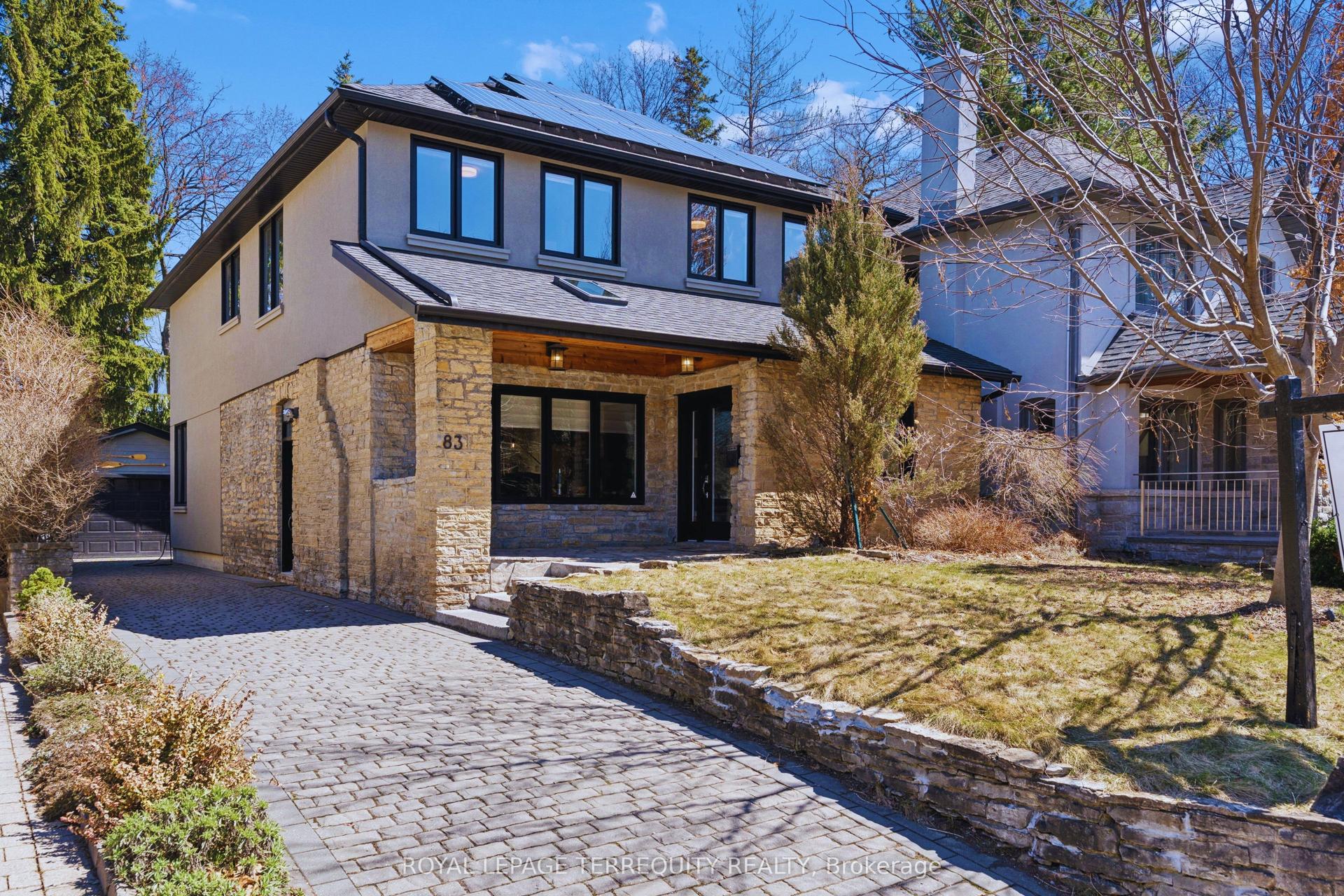 83 Humbercrest Boulevard — photo 1