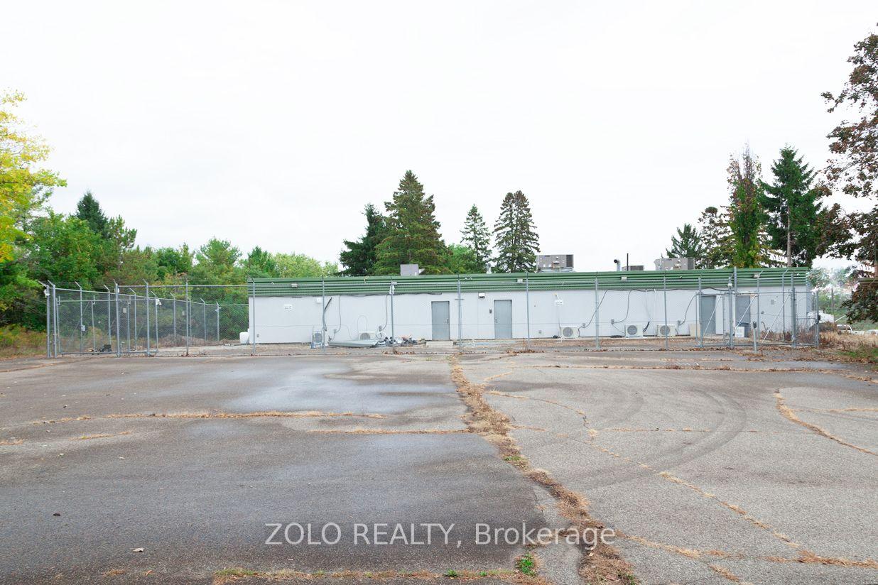 380 Hardy Road — photo 1