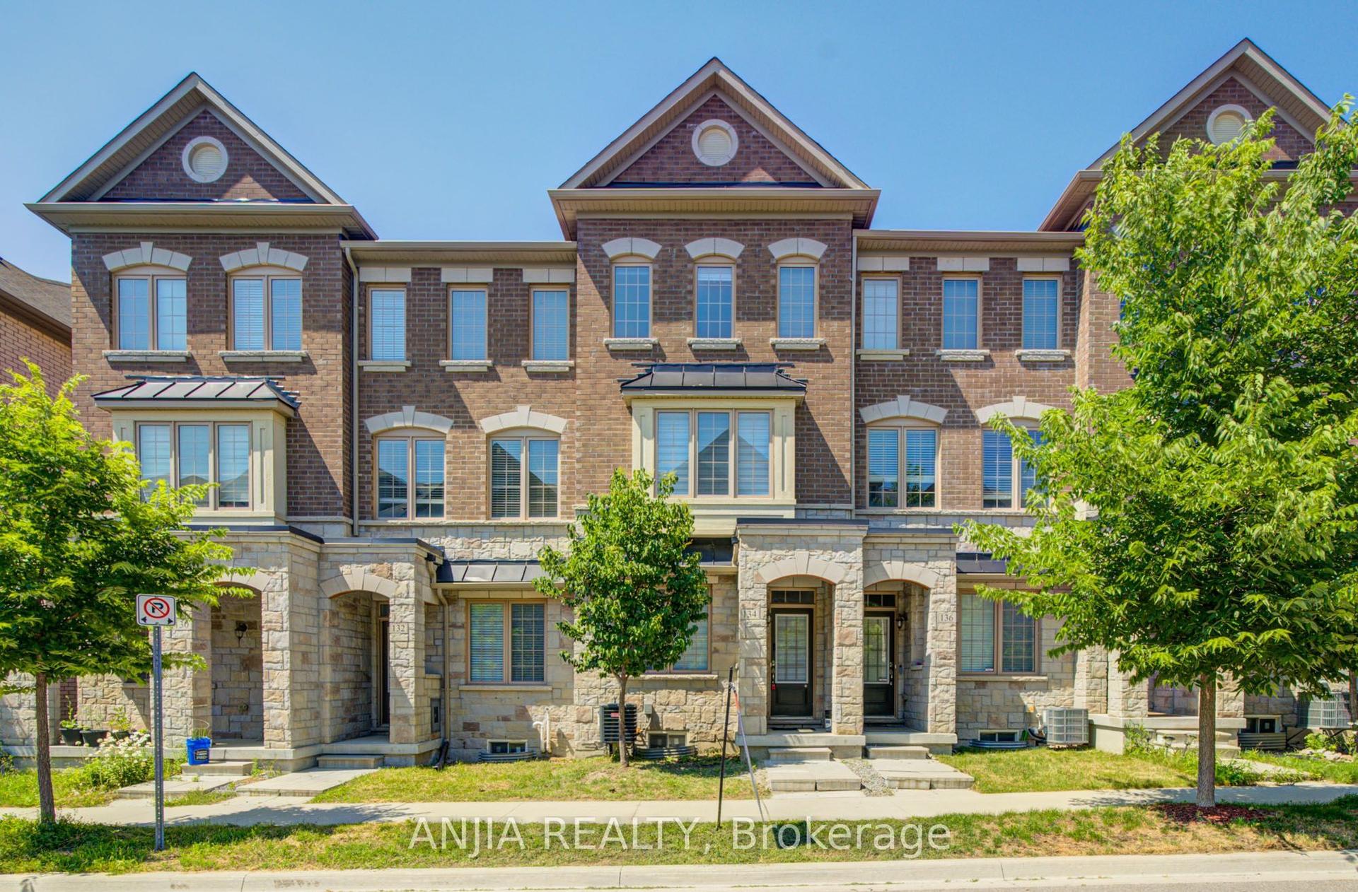 134 Frederick Wilson Avenue, Markham — Townhouse for sale, photo 1