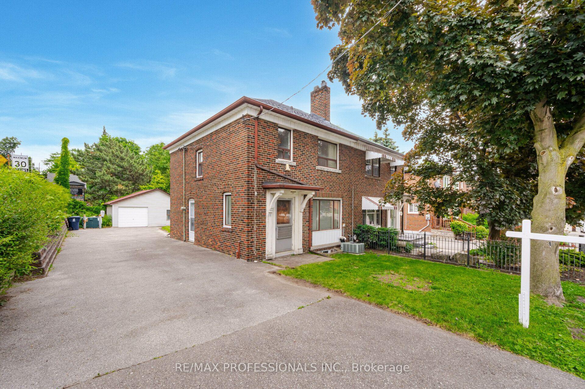 111 Keele Street — photo 1