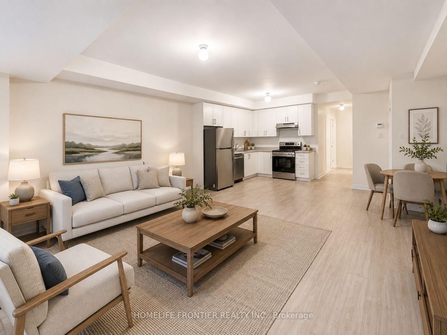 15100 Yonge Street 111 #111, Aurora — Condo Town for lease, photo 1
