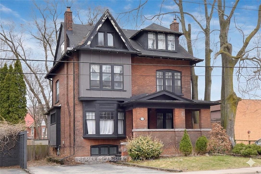 103 Sherman Avenue S, Hamilton — Detached for sale, photo 1