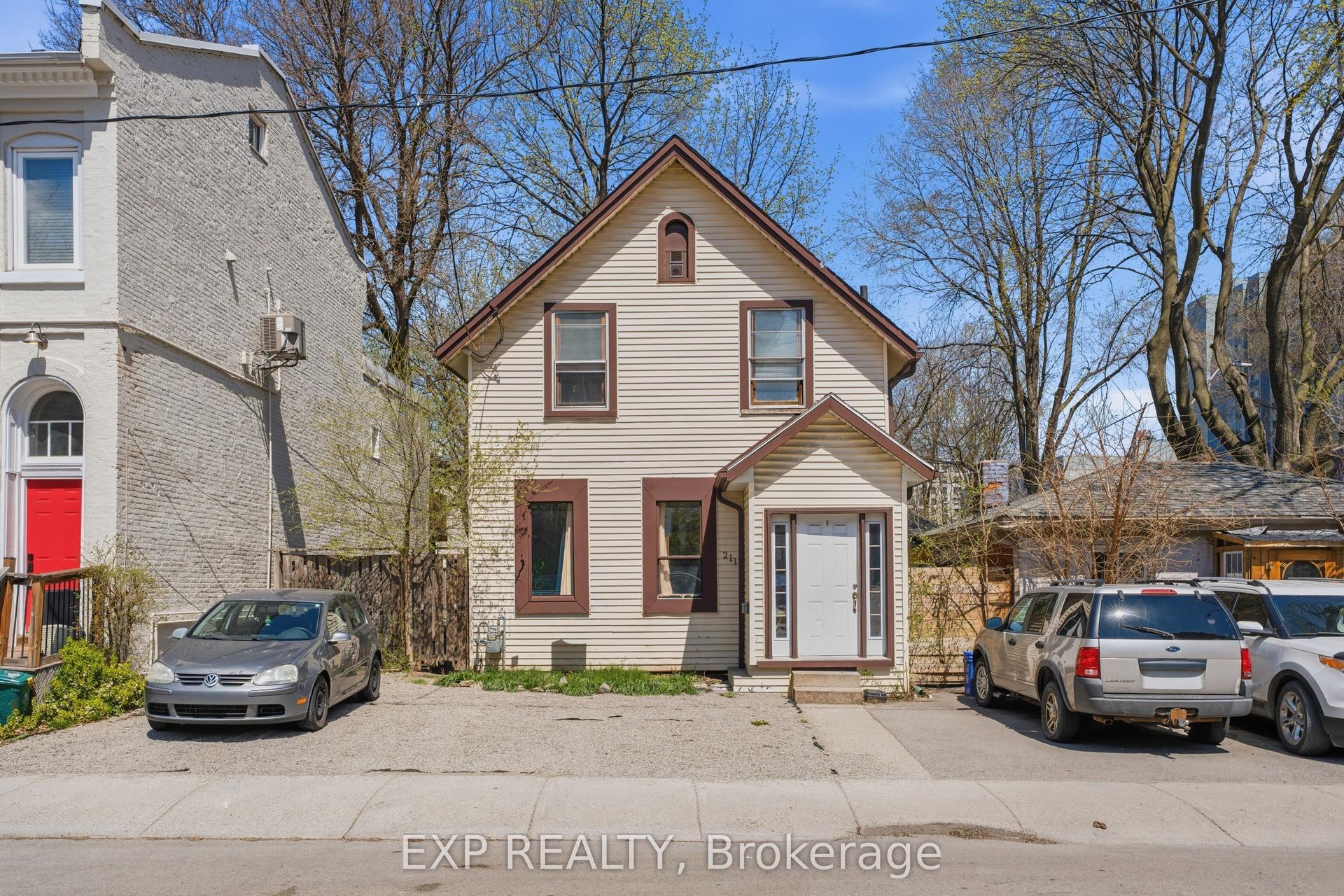 211 Rebecca Street — photo 1