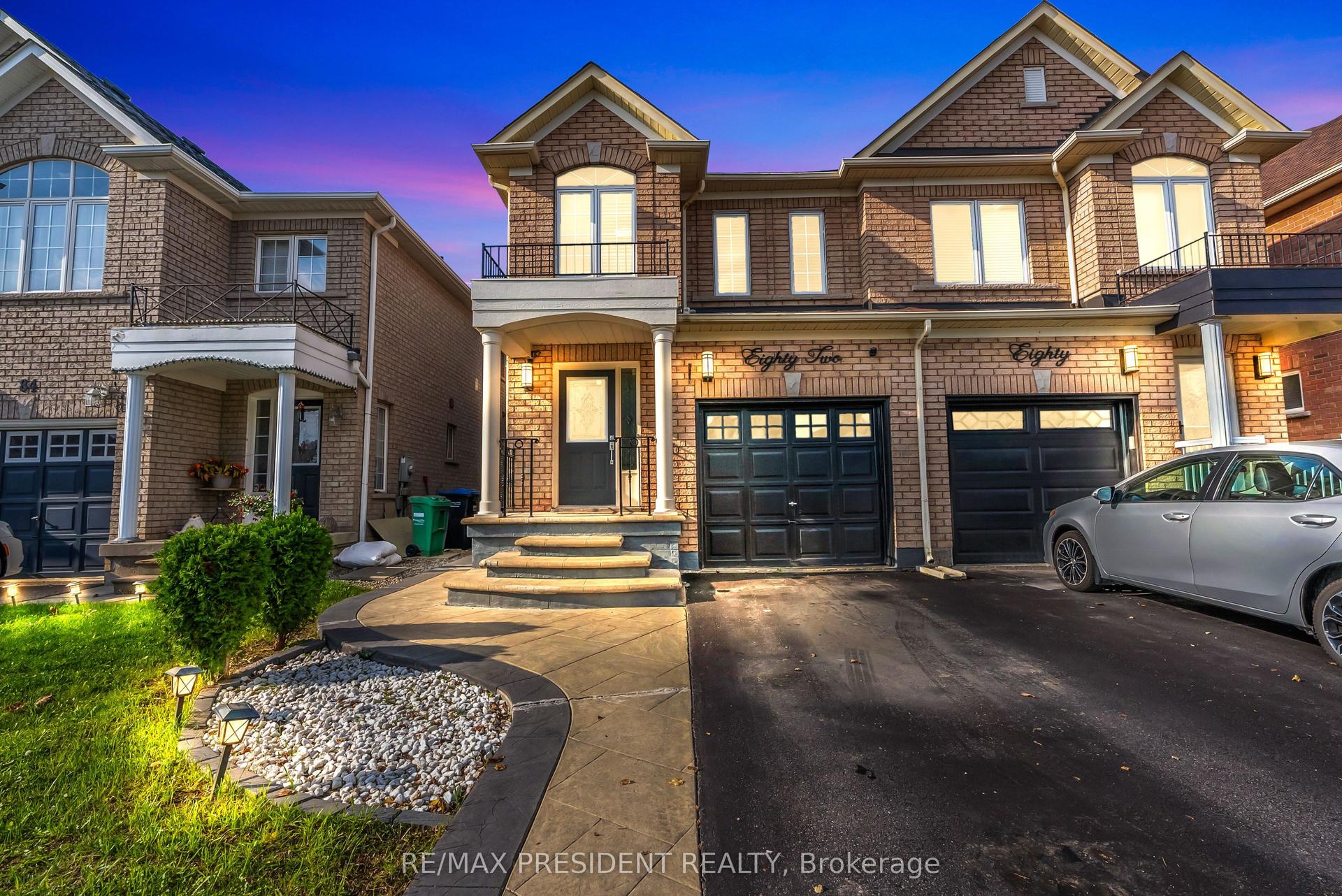 82 TARQUINI Crescent — photo 1