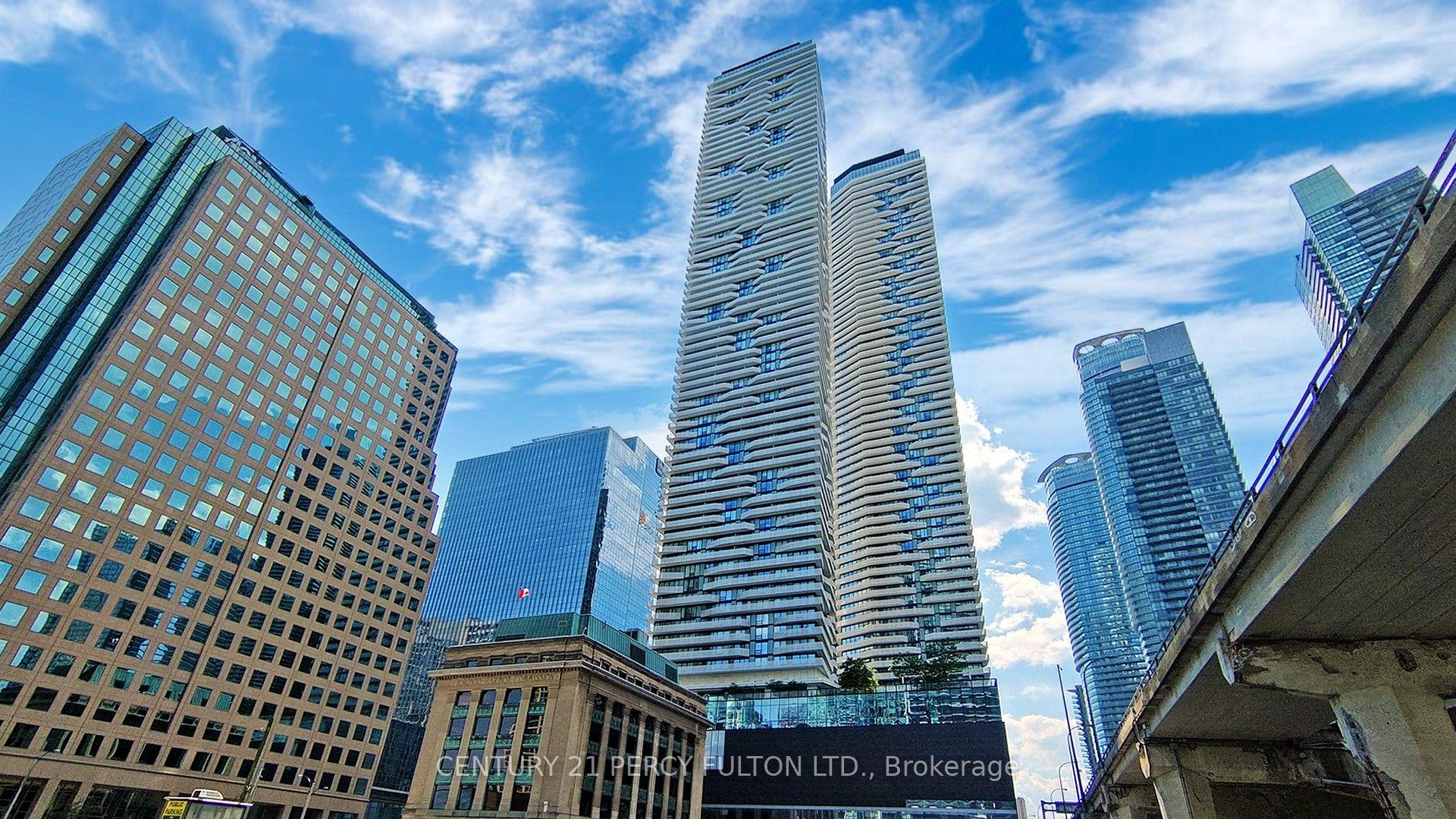 100 Harbour Street 6901 #6901 — photo 1