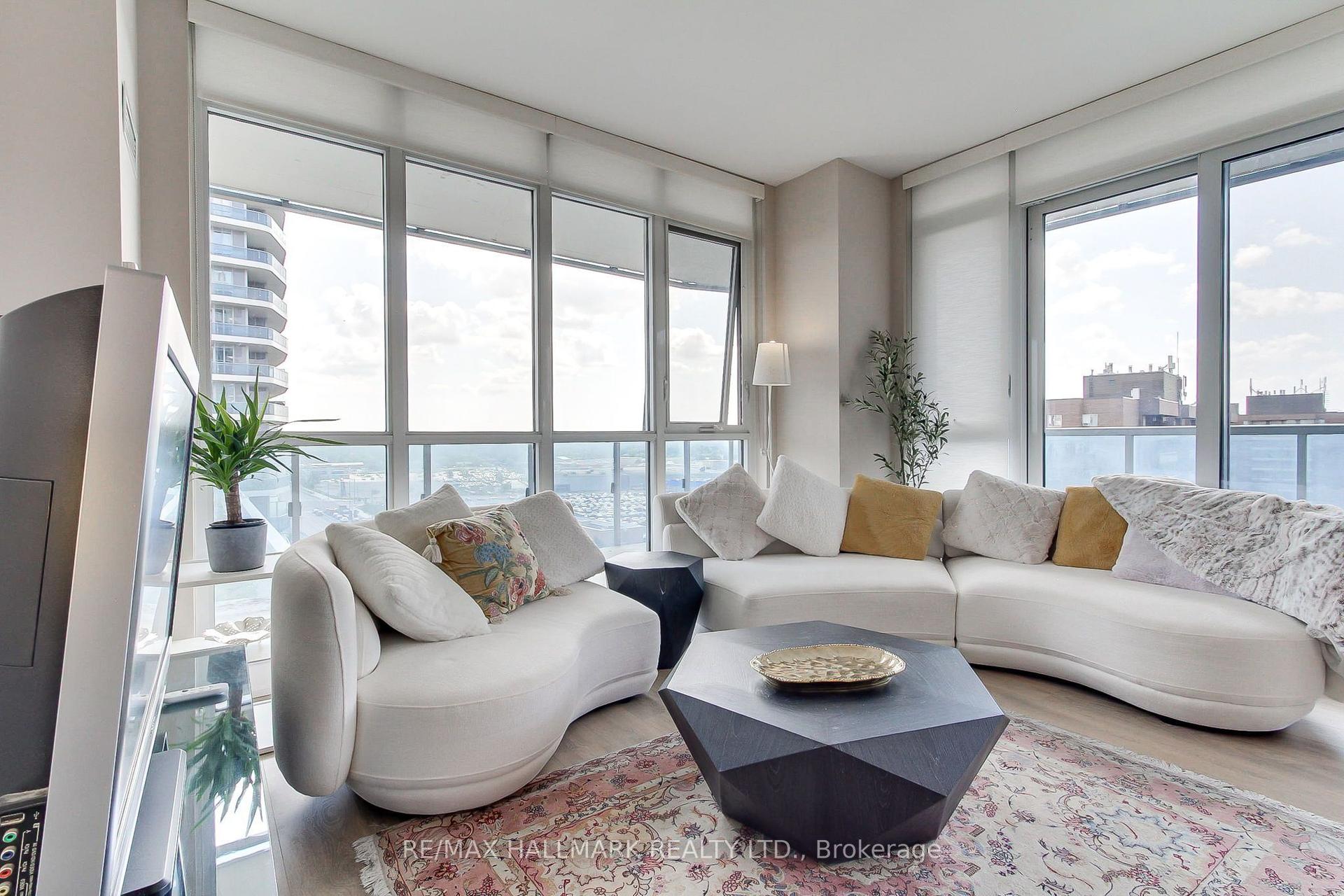 9471 Yonge Street 910 #910, Richmond Hill — Condo for sale, photo 1