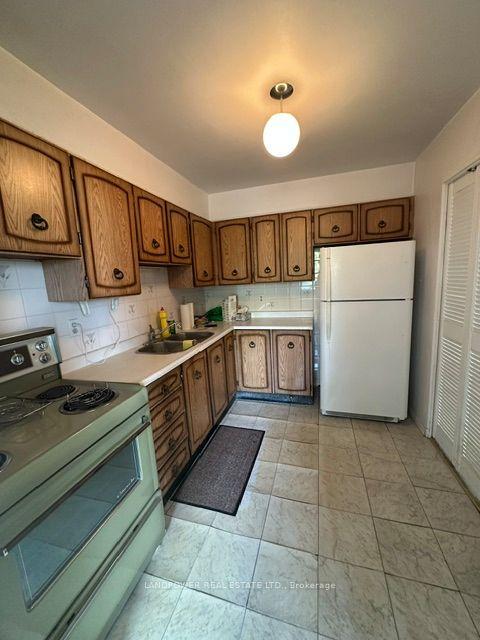 5 Shady Golfway N/A 416 #416 — photo 1