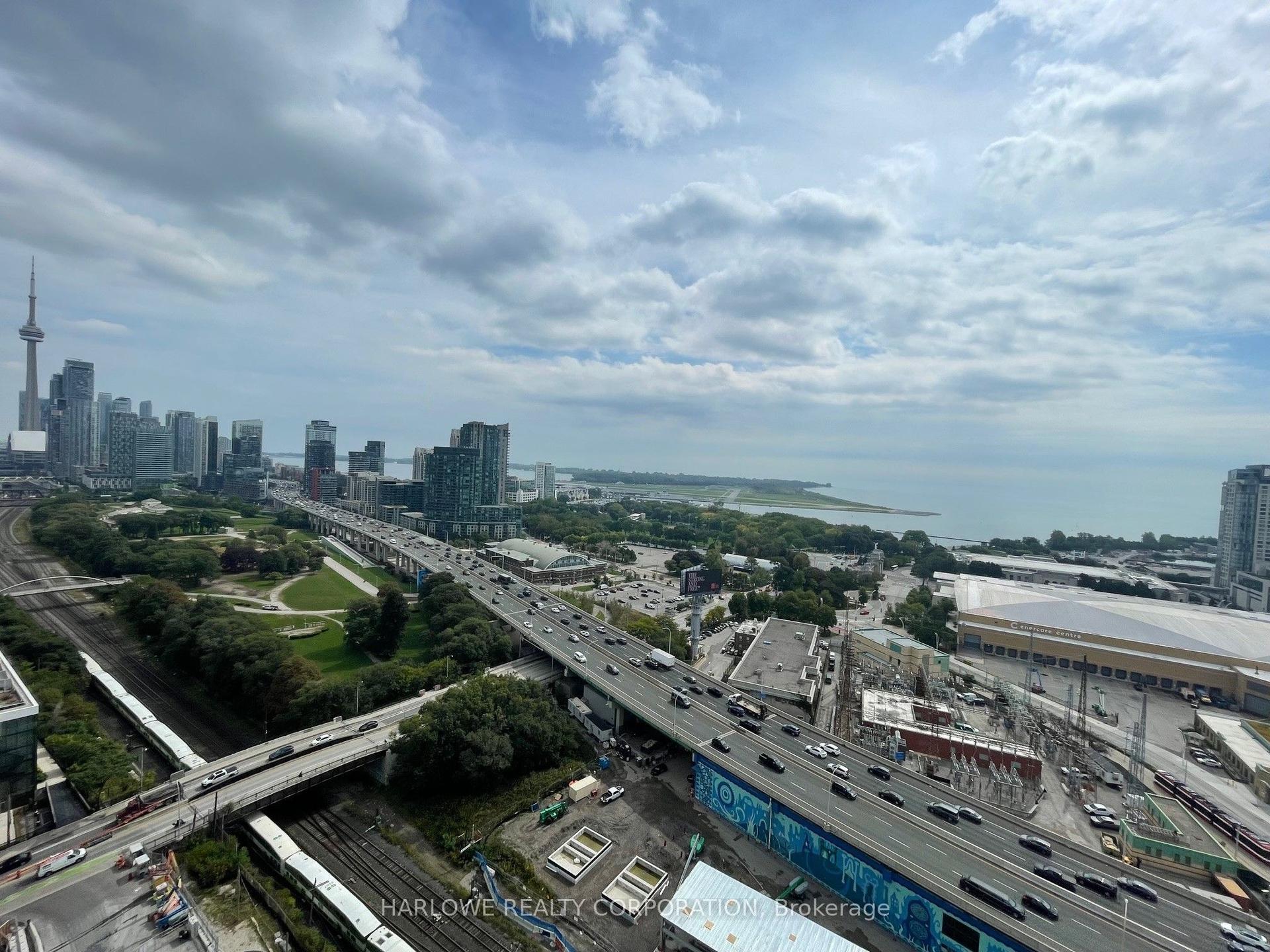 51 East Liberty Street 2413 #2413, Toronto — Condo for lease, photo 1