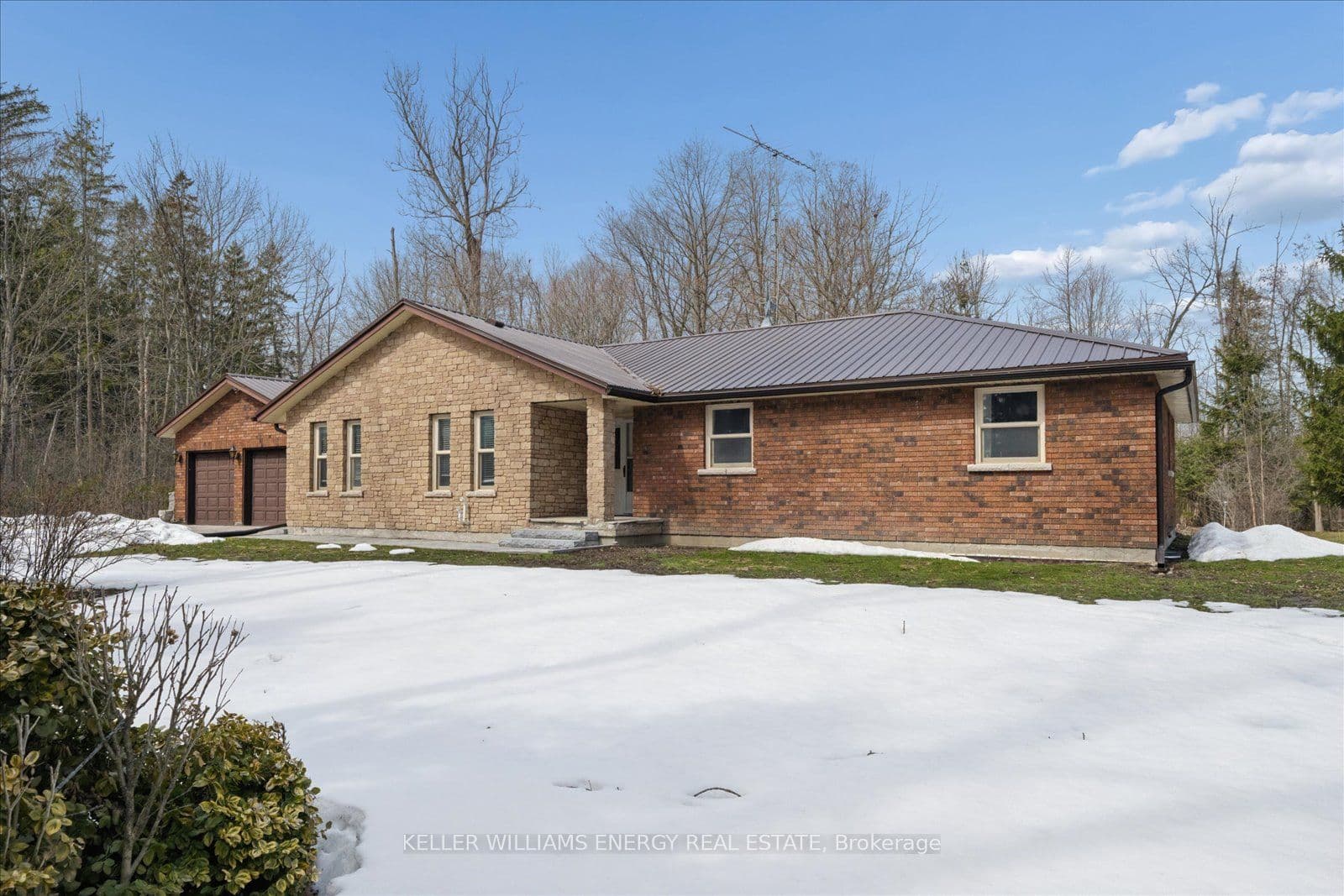 4248 Fourth Line — photo 1