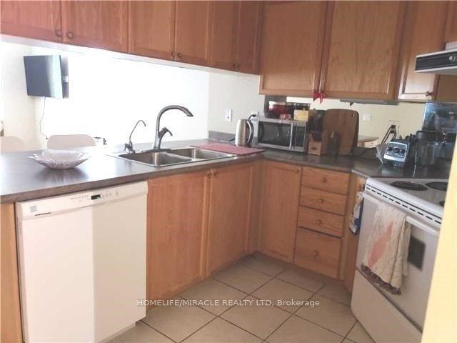 909 Bay Street 505 #505 — photo 1