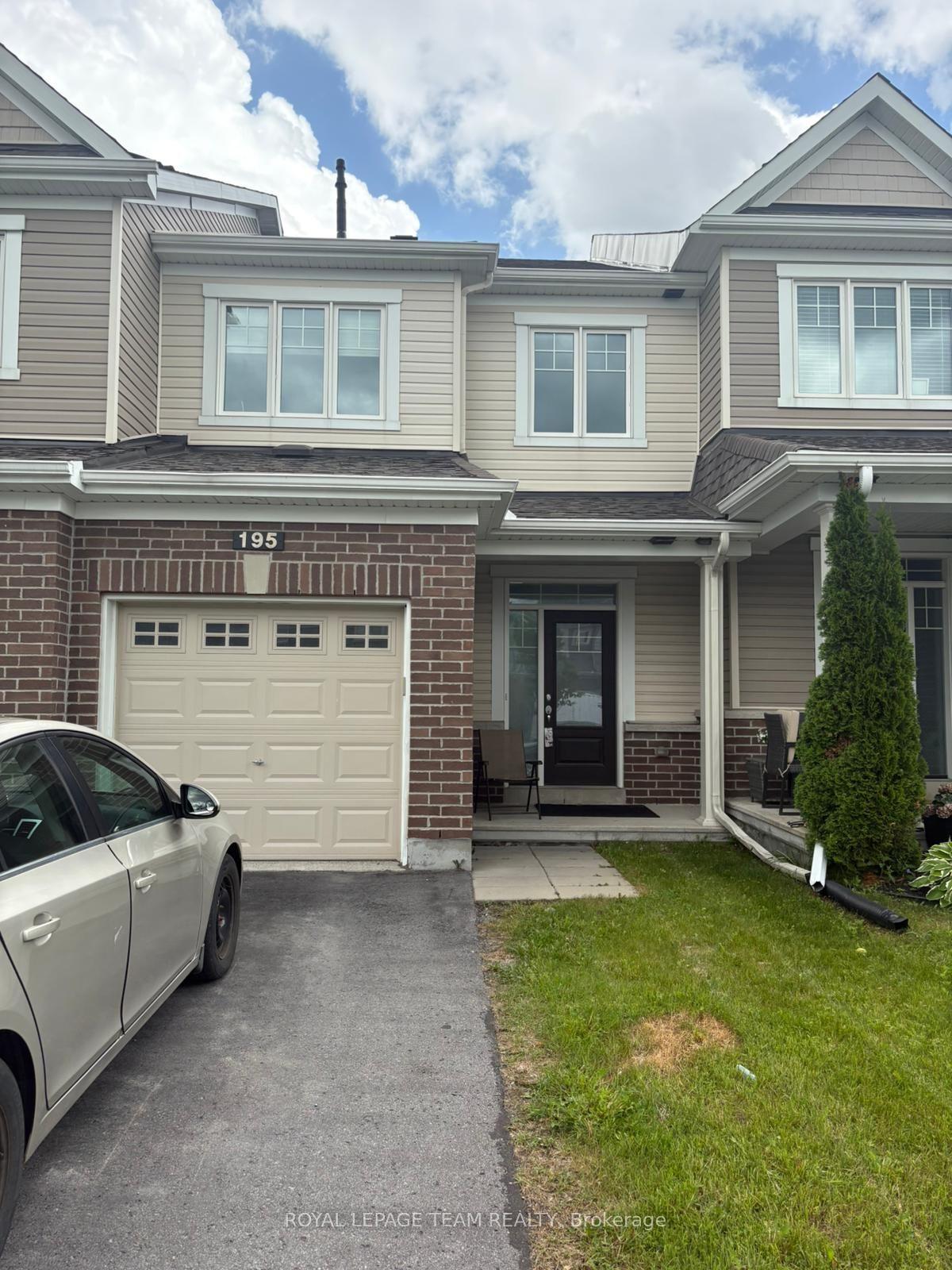 195 Kimpton Drive, Stittsville - Munster - Richmond — Townhouse for sale, photo 1