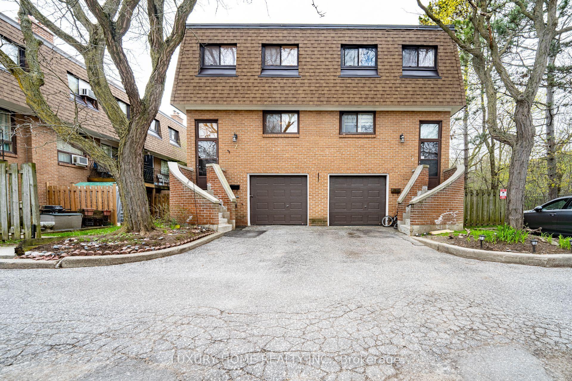 100 Henderson Avenue — photo 1