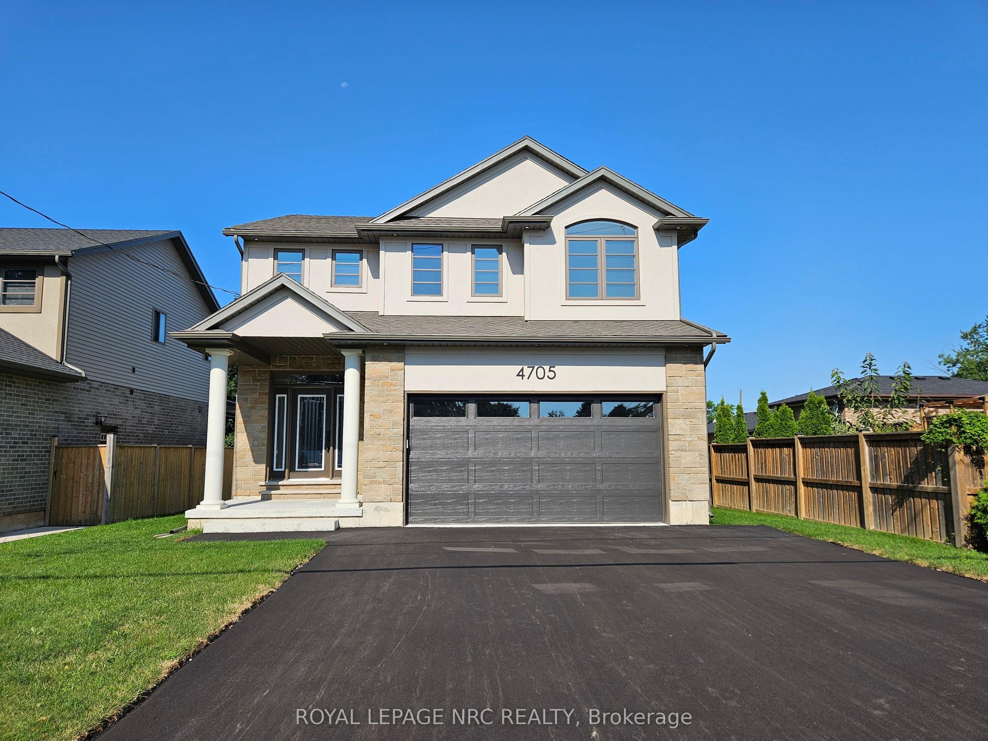 4705 Lee Avenue, Niagara Falls — Detached for sale, photo 1