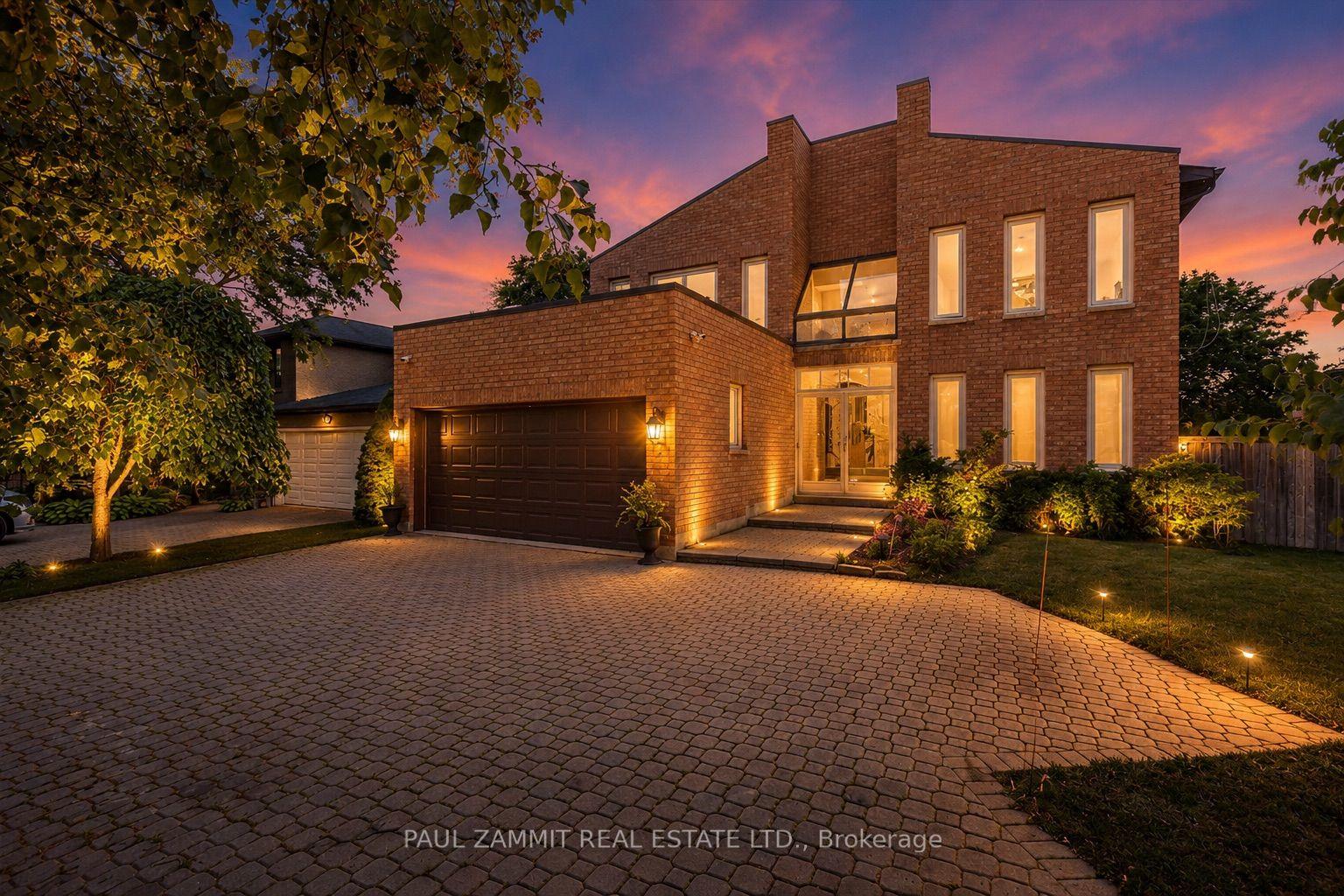 1 Bronte Road — photo 1