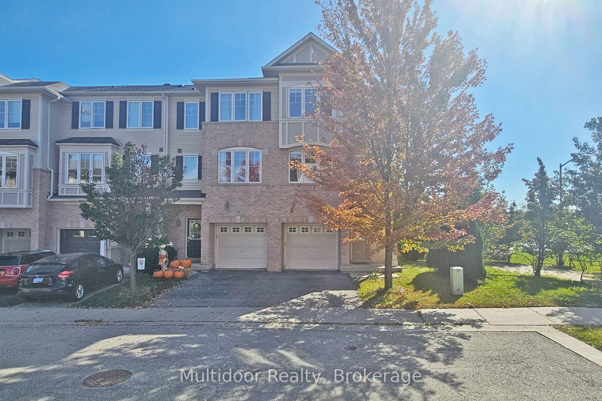 2006 Trawden Way 20 #20, Oakville — Townhouse for lease, photo 1