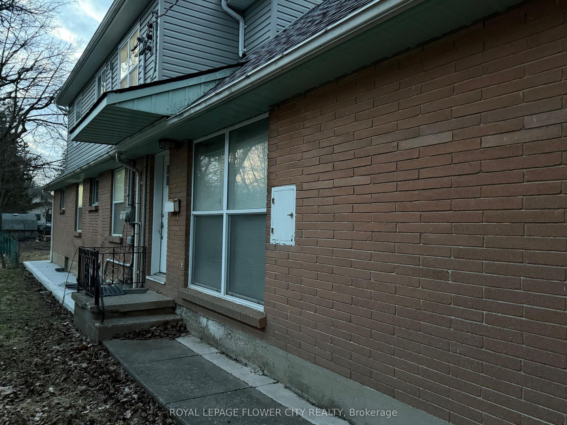 30 Woodward Avenue — photo 1
