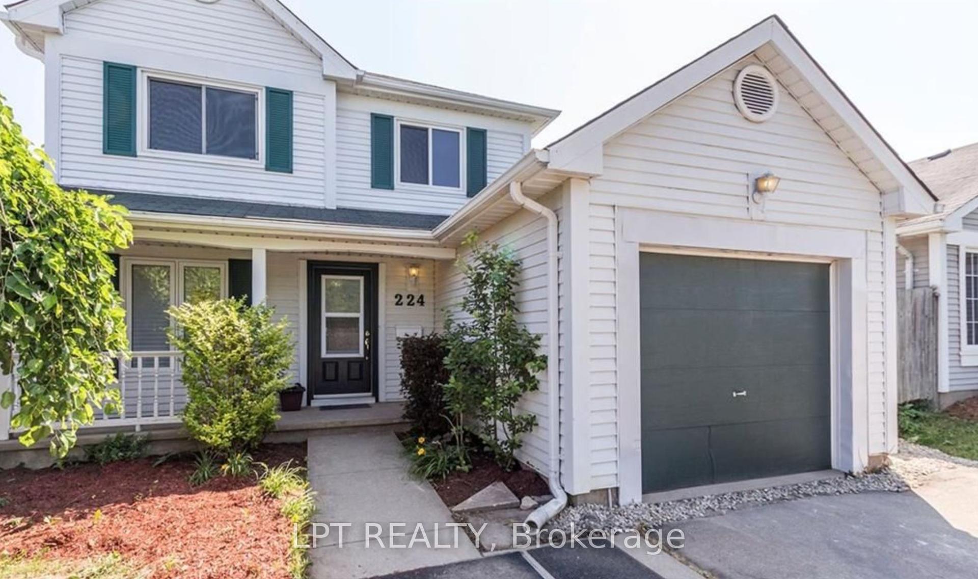 224 A Portsmouth Gate, Waterloo — Semi-Detached for lease, photo 1