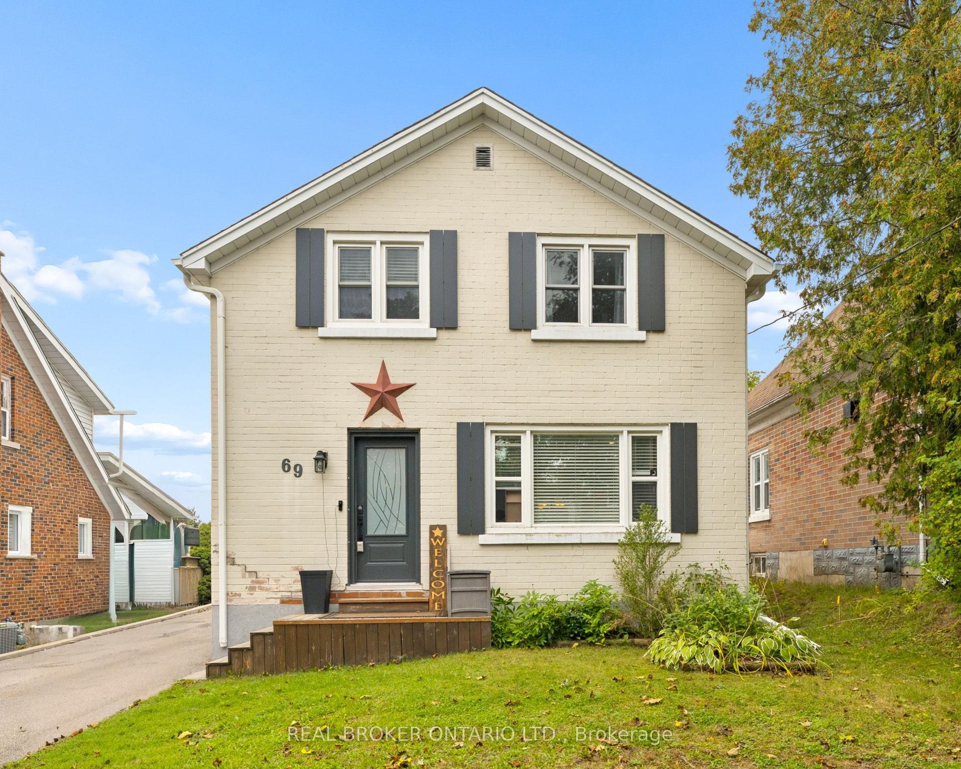 69 Talbot Street, Kitchener — Detached for sale, photo 1